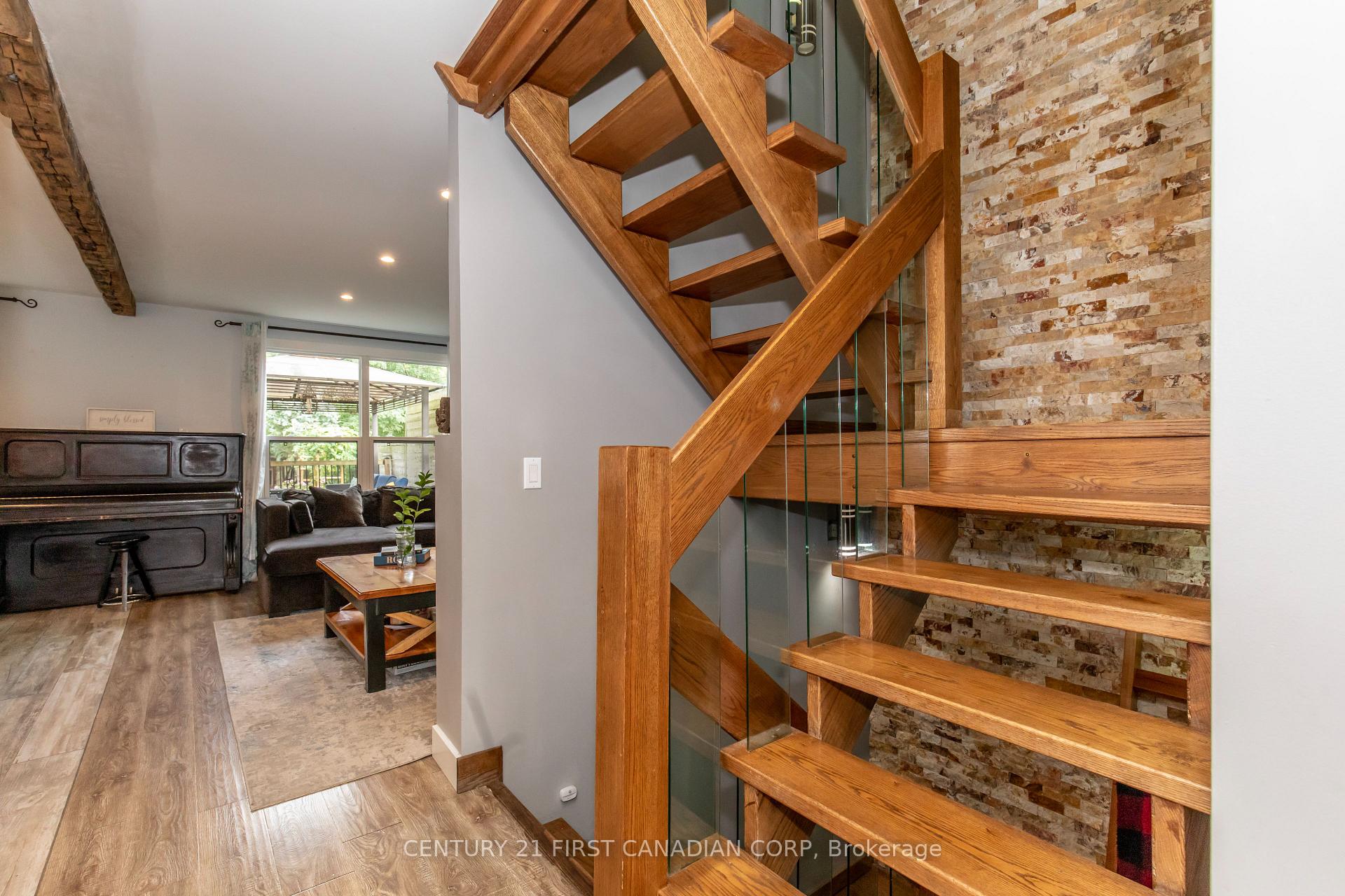 Photo 15 of 1279 Jalna Boulevard, London, South X — HOMEH