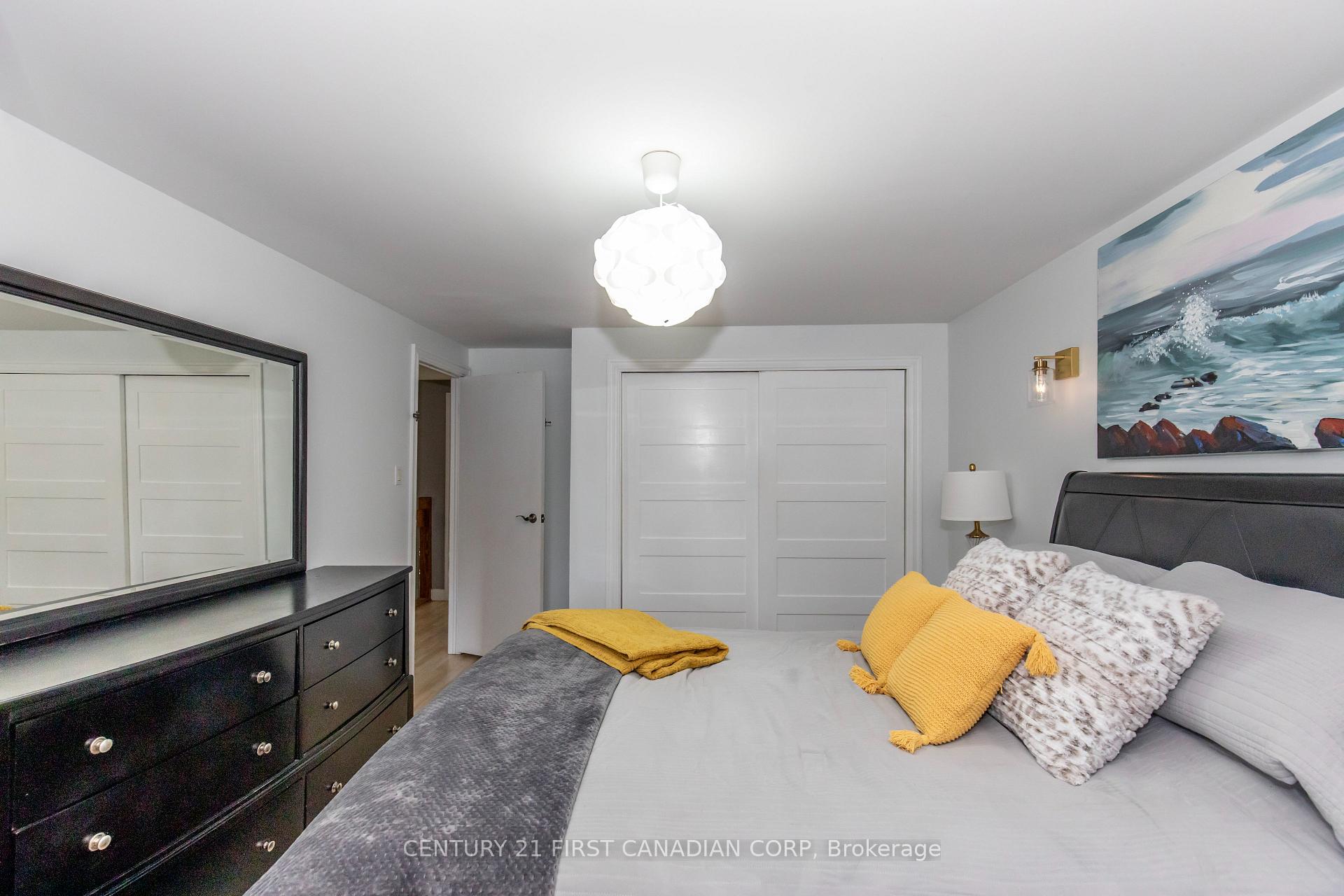 Photo 17 of 1279 Jalna Boulevard, London, South X — HOMEH