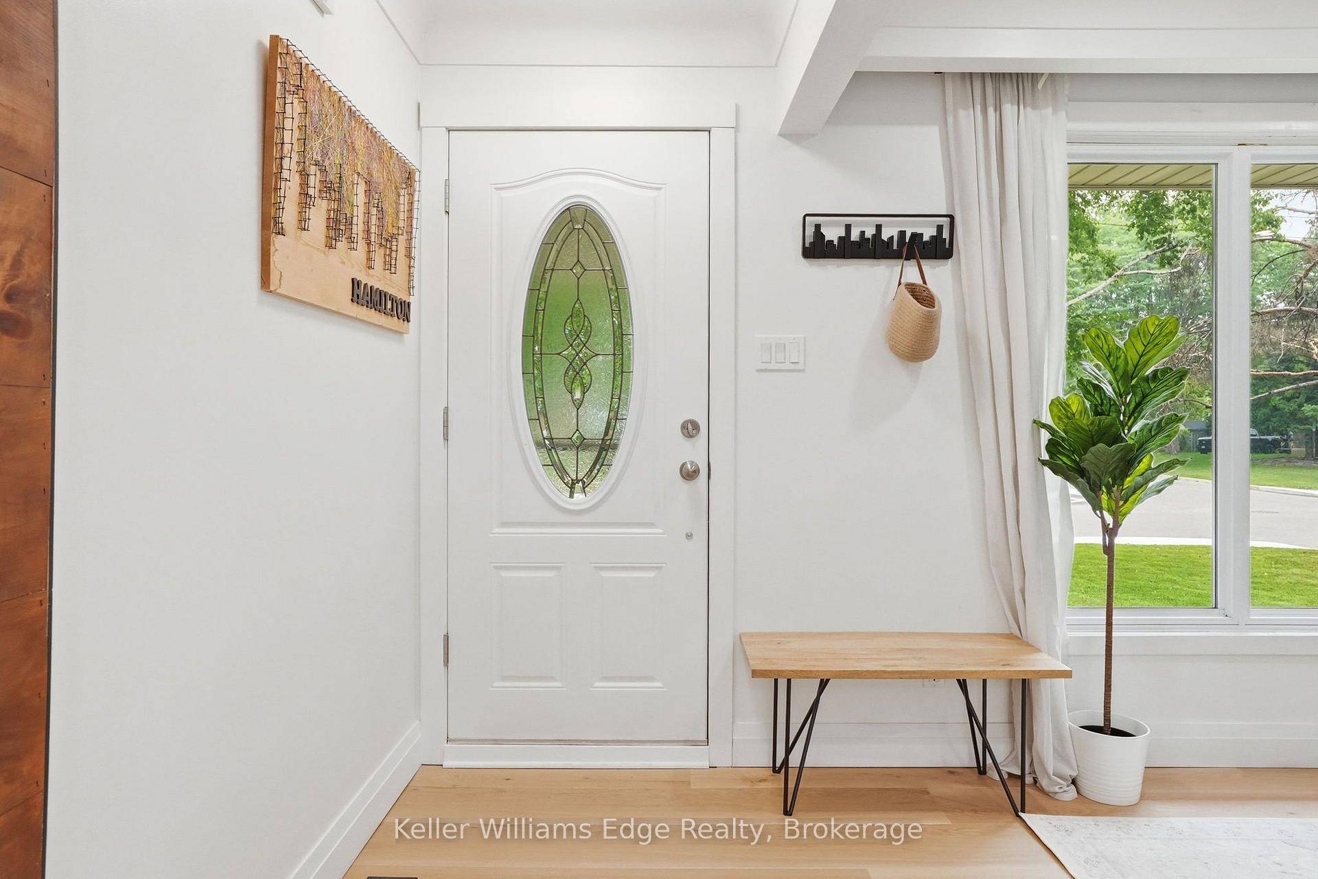Photo 2 of 131 West 34th Street, Hamilton, Westcliffe — HOMEH