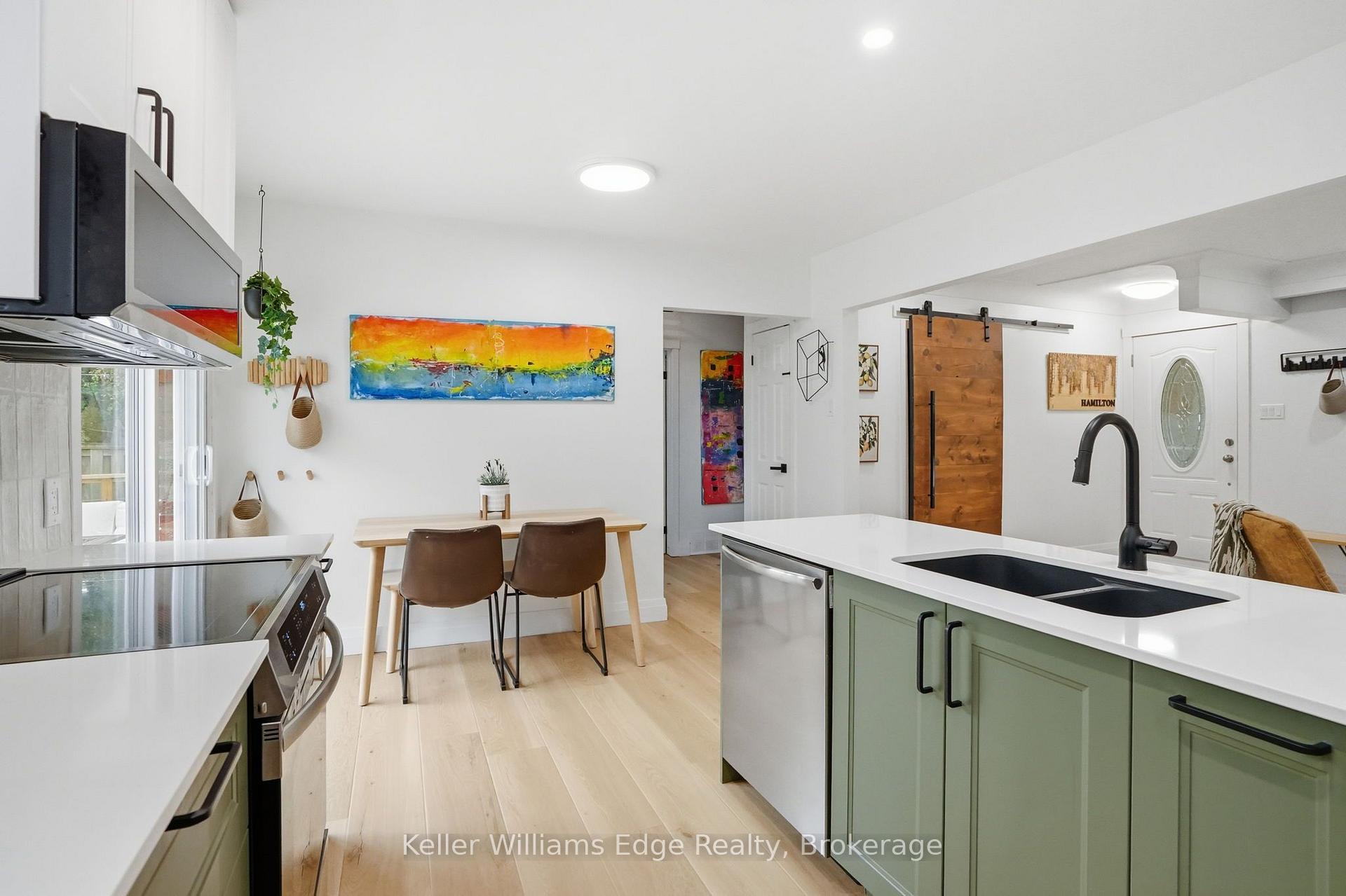 Photo 9 of 131 West 34th Street, Hamilton, Westcliffe — HOMEH