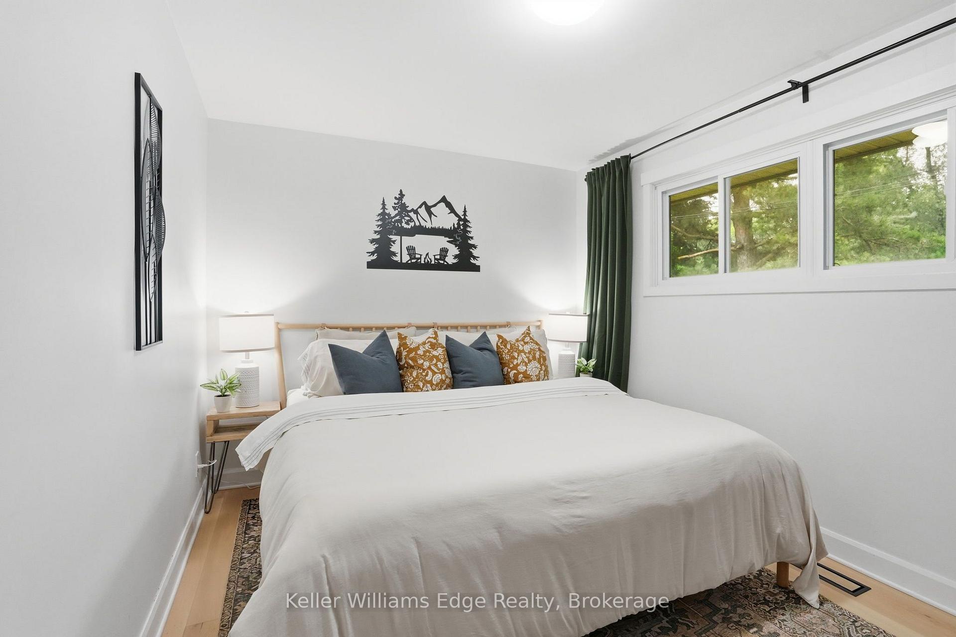 Photo 12 of 131 West 34th Street, Hamilton, Westcliffe — HOMEH