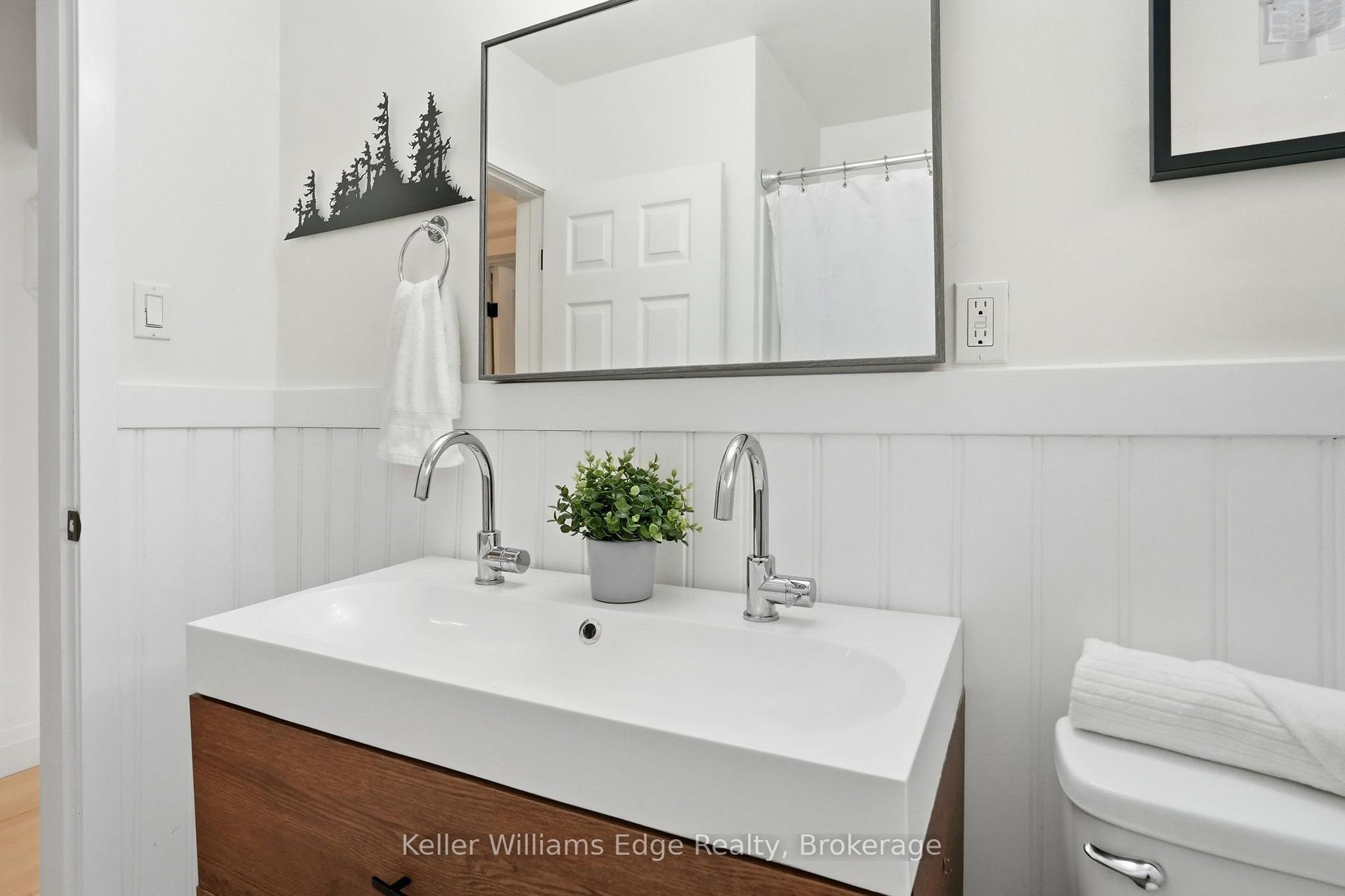Photo 15 of 131 West 34th Street, Hamilton, Westcliffe — HOMEH
