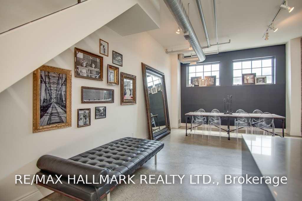 Photo 5 of Unit 7, 6 Bartlett Avenue, Toronto, Dovercourt-Wallace Emerson-Junction — HOMEH