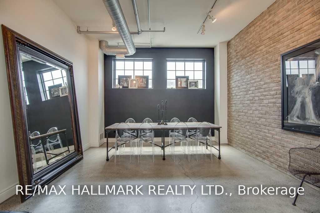 Photo 7 of Unit 7, 6 Bartlett Avenue, Toronto, Dovercourt-Wallace Emerson-Junction — HOMEH