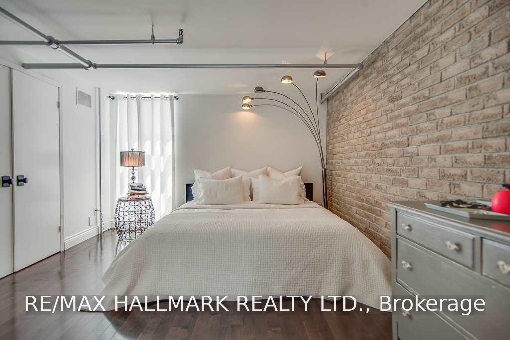 Photo 12 of Unit 7, 6 Bartlett Avenue, Toronto, Dovercourt-Wallace Emerson-Junction — HOMEH