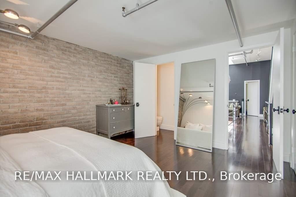 Photo 13 of Unit 7, 6 Bartlett Avenue, Toronto, Dovercourt-Wallace Emerson-Junction — HOMEH