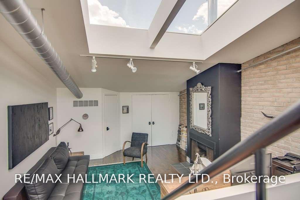 Photo 17 of Unit 7, 6 Bartlett Avenue, Toronto, Dovercourt-Wallace Emerson-Junction — HOMEH
