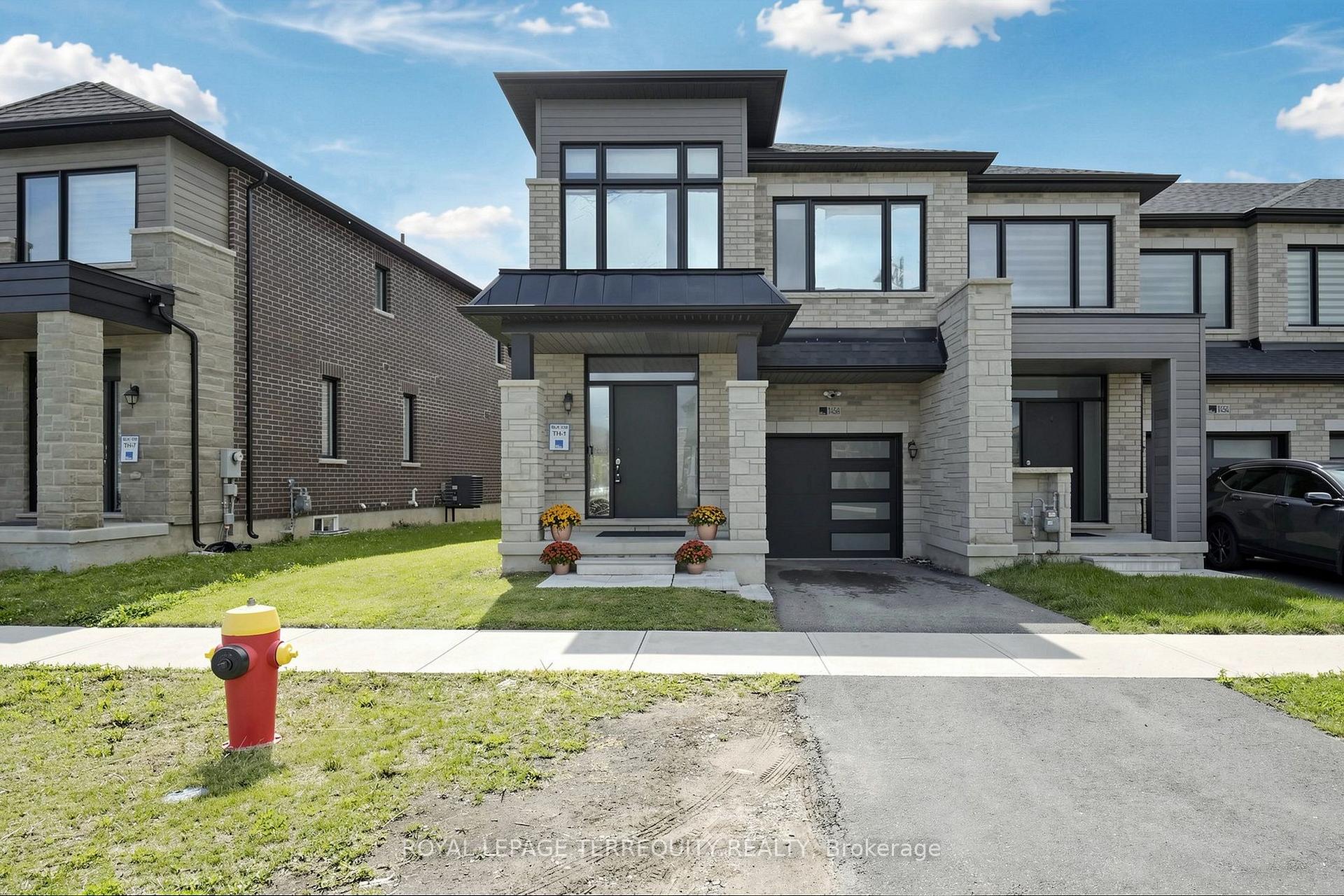 Photo 1 of 1456 Rose Way, Milton, Cobban — HOMEH