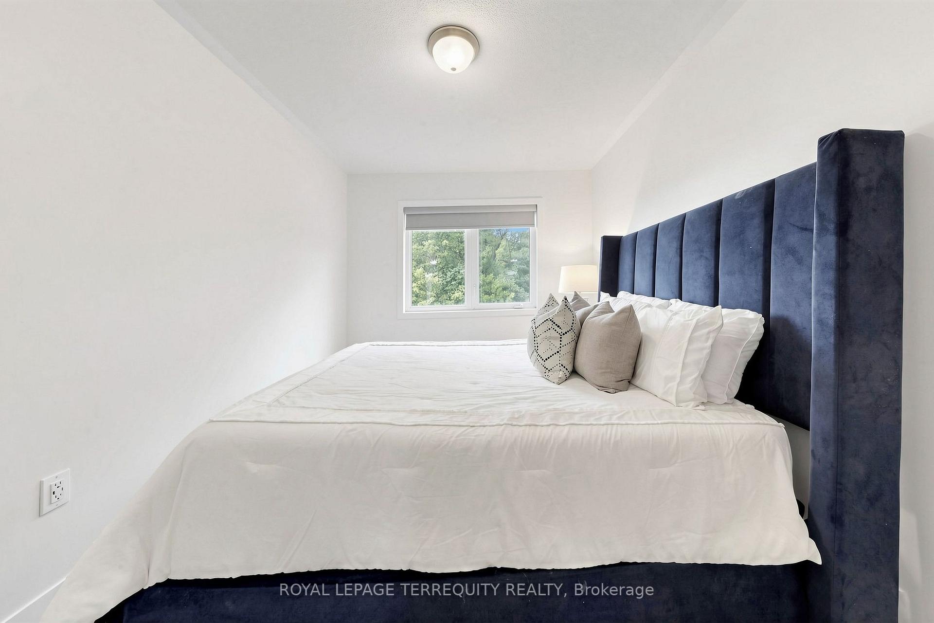 Photo 31 of 1456 Rose Way, Milton, Cobban — HOMEH