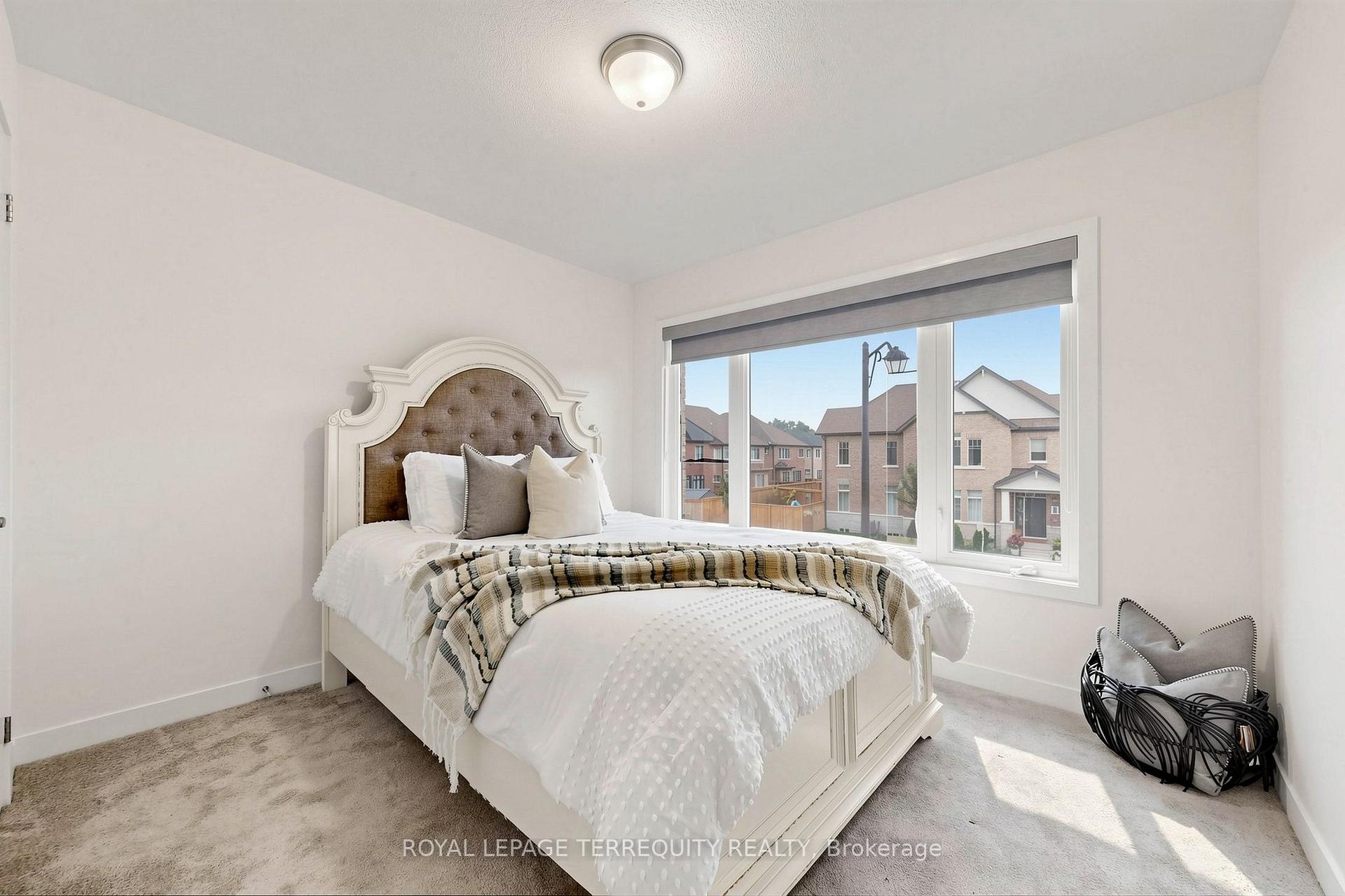 Photo 33 of 1456 Rose Way, Milton, Cobban — HOMEH