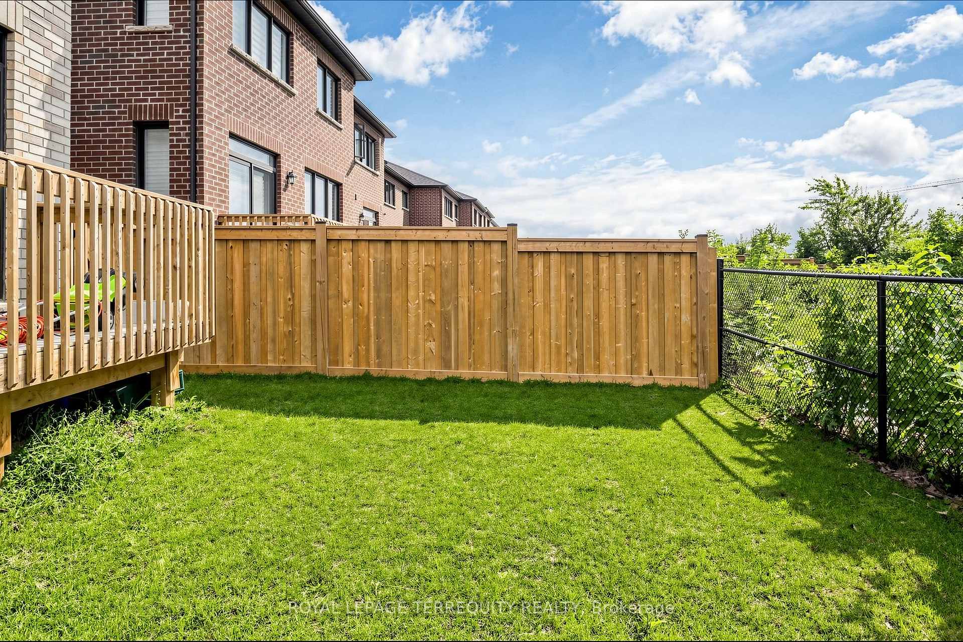 Photo 43 of 1456 Rose Way, Milton, Cobban — HOMEH