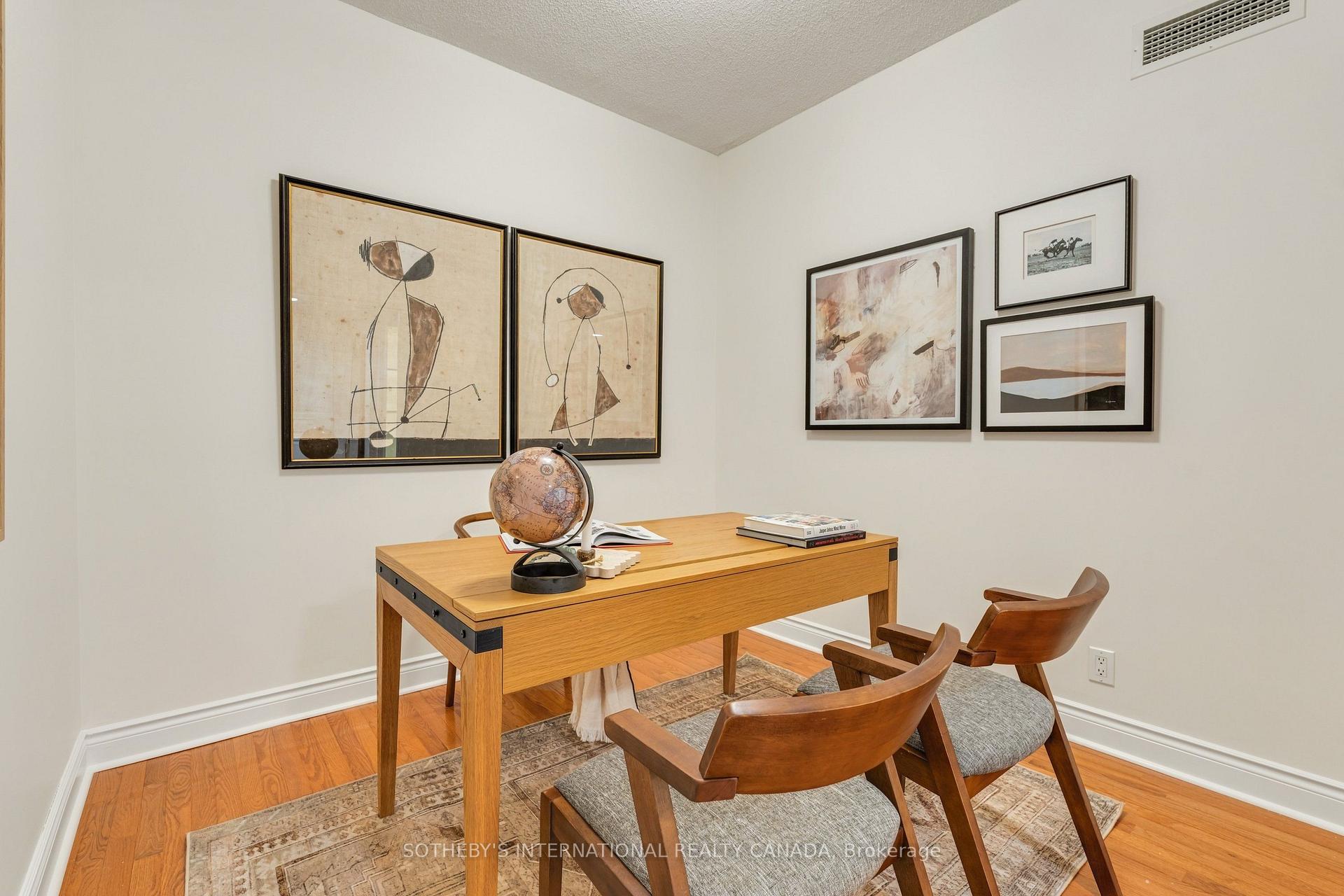 Photo 12 of Unit 1106, 10 Delisle Avenue, Toronto, Yonge-St. Clair — HOMEH