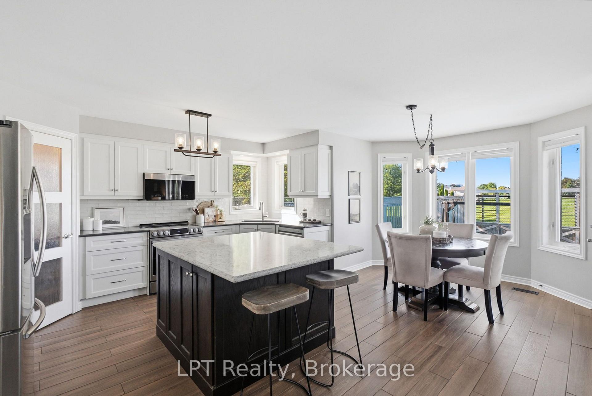 Photo 12 of 152 Sheridan Street, Oshawa, Samac — HOMEH
