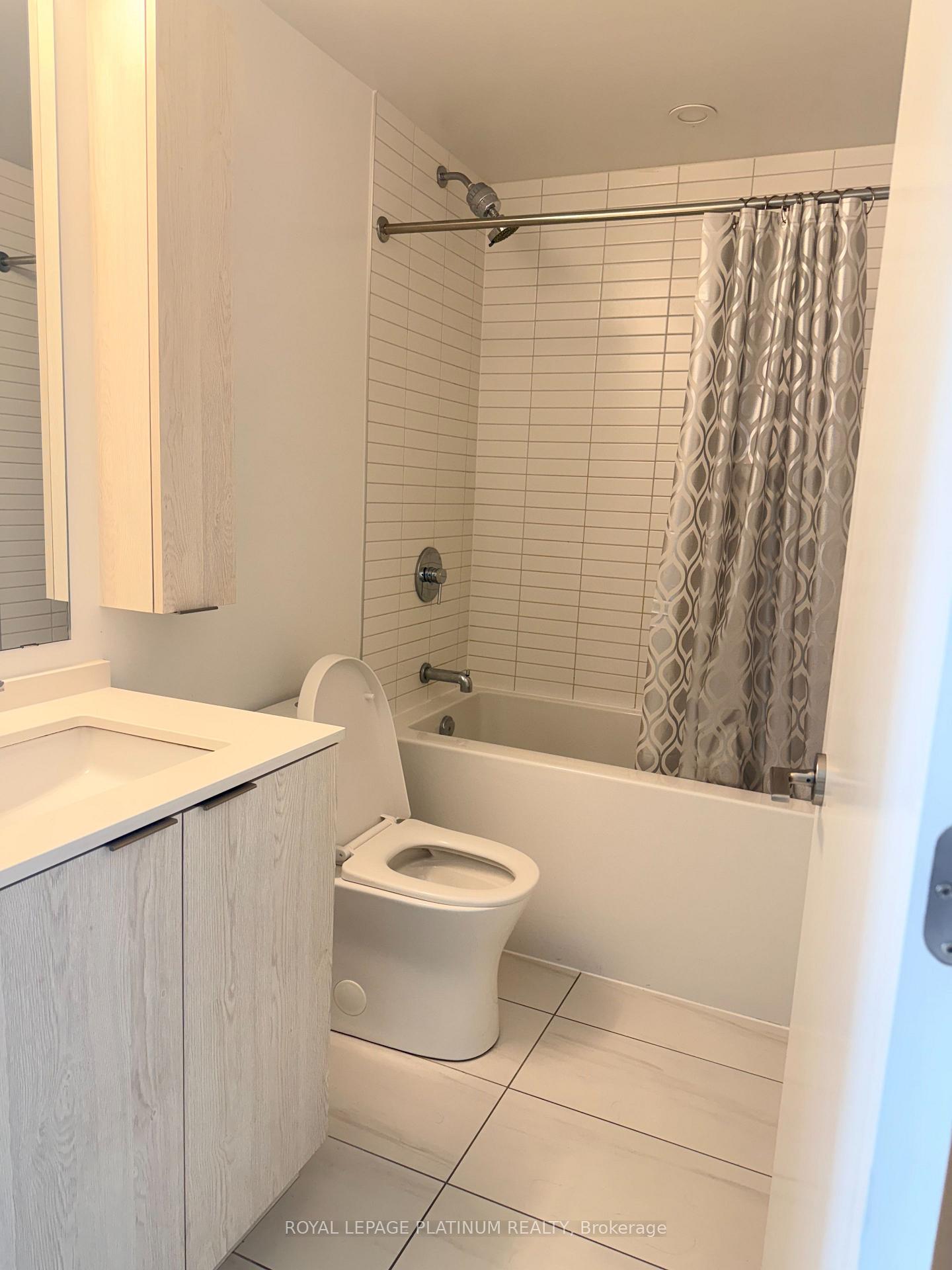 Photo 9 of Unit 819, 86 Dundas Street E, Mississauga, Cooksville — HOMEH