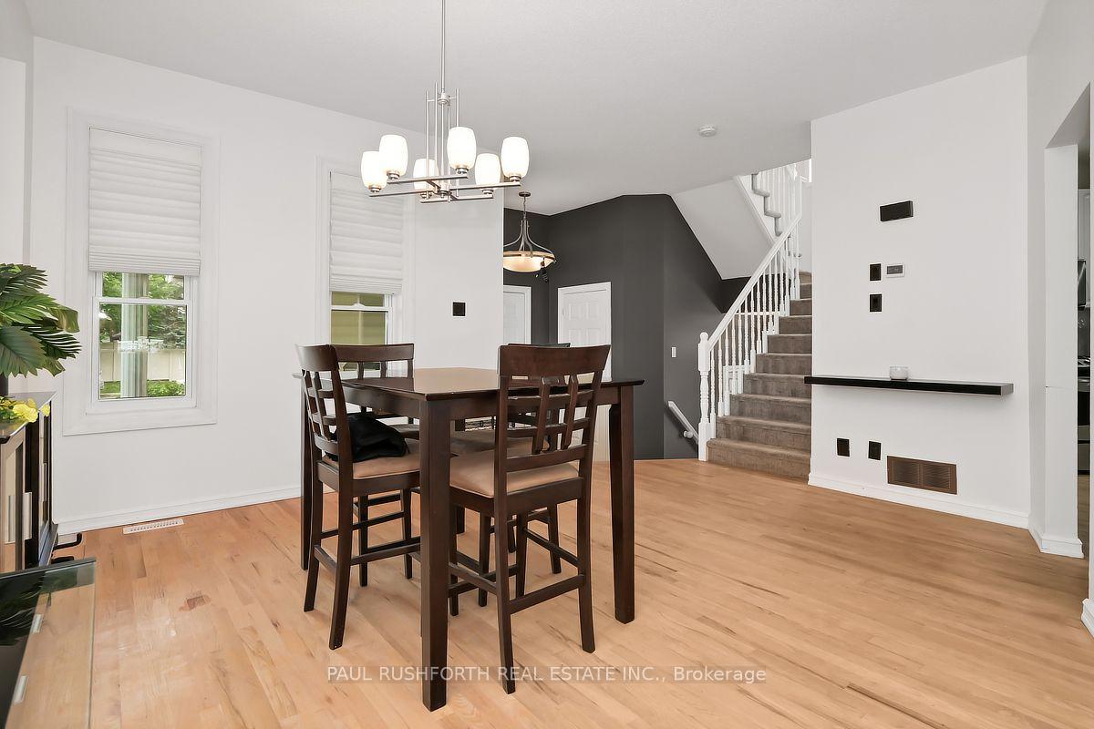 Photo 8 of 1800 Nicolet Way, Ottawa, Fallingbrook/Gardenway South — HOMEH
