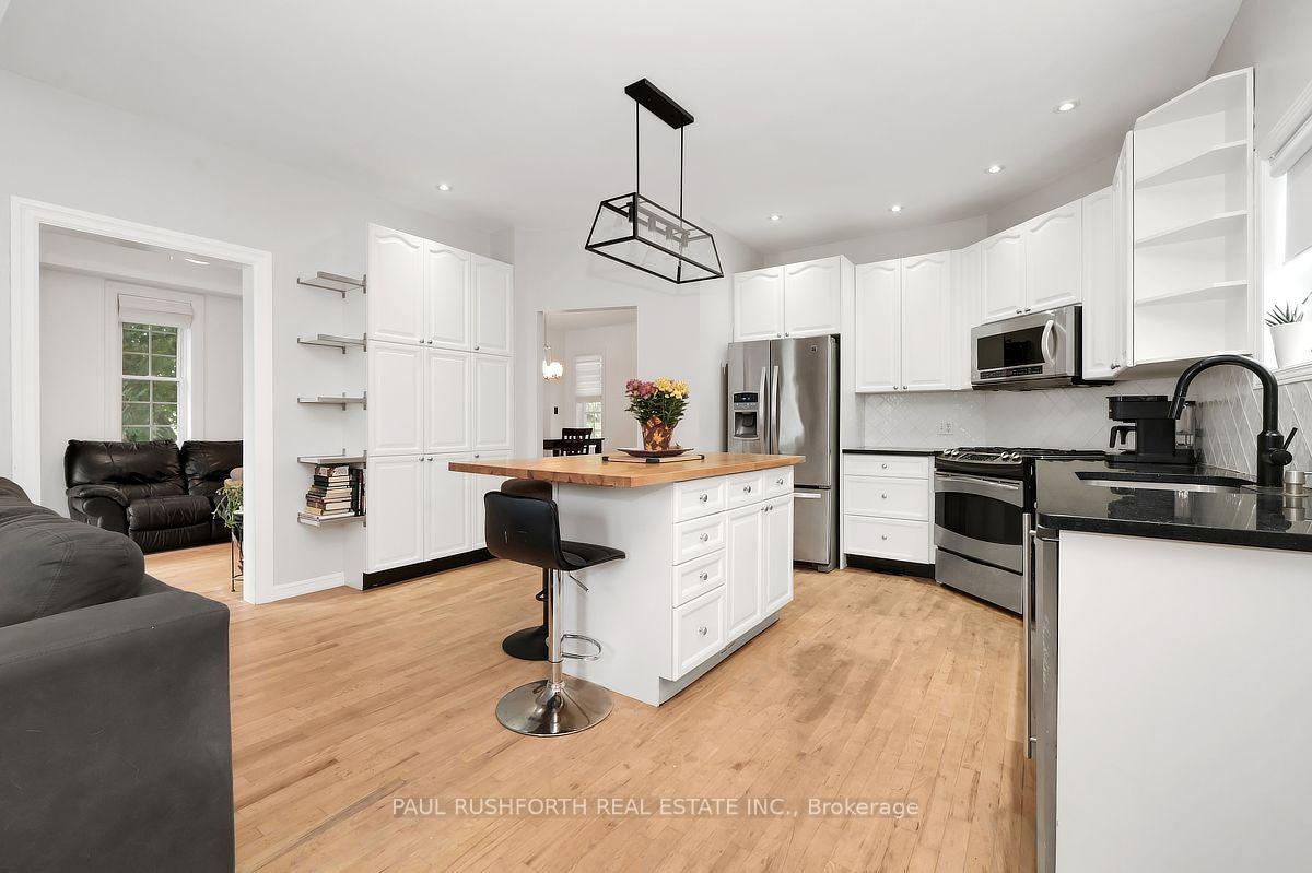 Photo 13 of 1800 Nicolet Way, Ottawa, Fallingbrook/Gardenway South — HOMEH