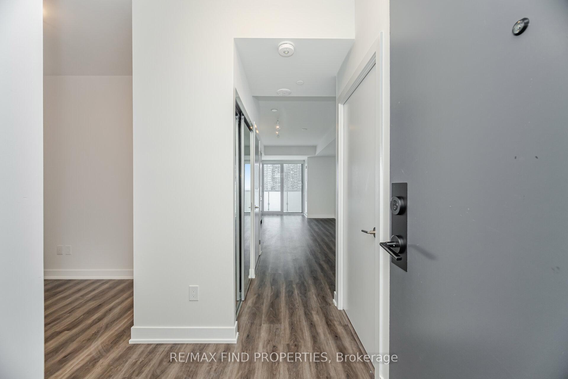 Photo 7 of Unit 1405, 430 Square One Drive, Mississauga, City Centre — HOMEH