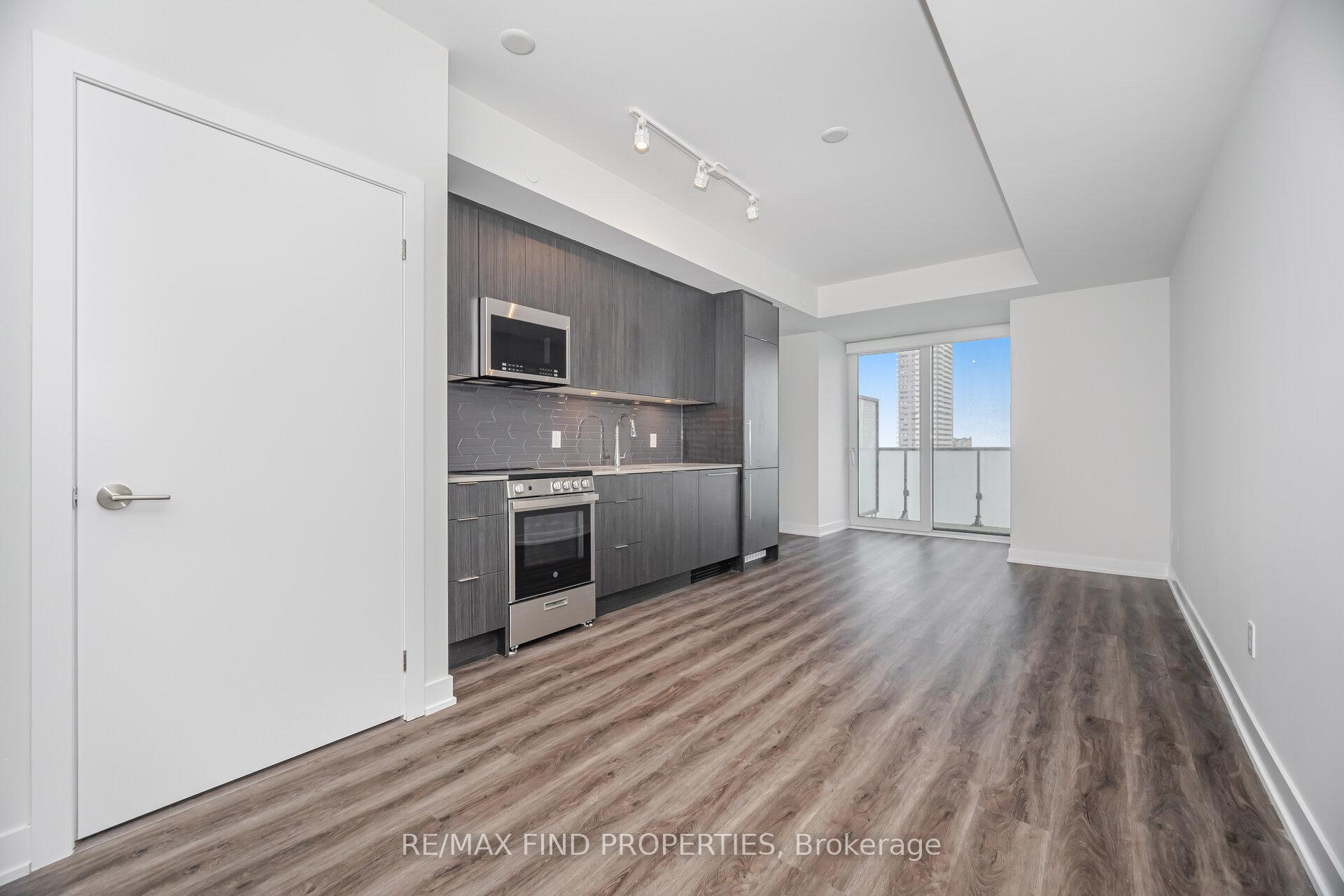 Photo 12 of Unit 1405, 430 Square One Drive, Mississauga, City Centre — HOMEH