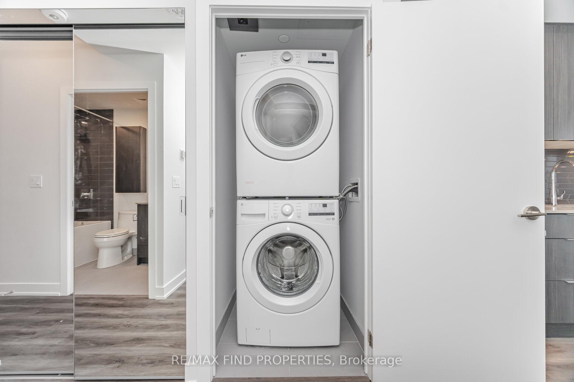 Photo 22 of Unit 1405, 430 Square One Drive, Mississauga, City Centre — HOMEH