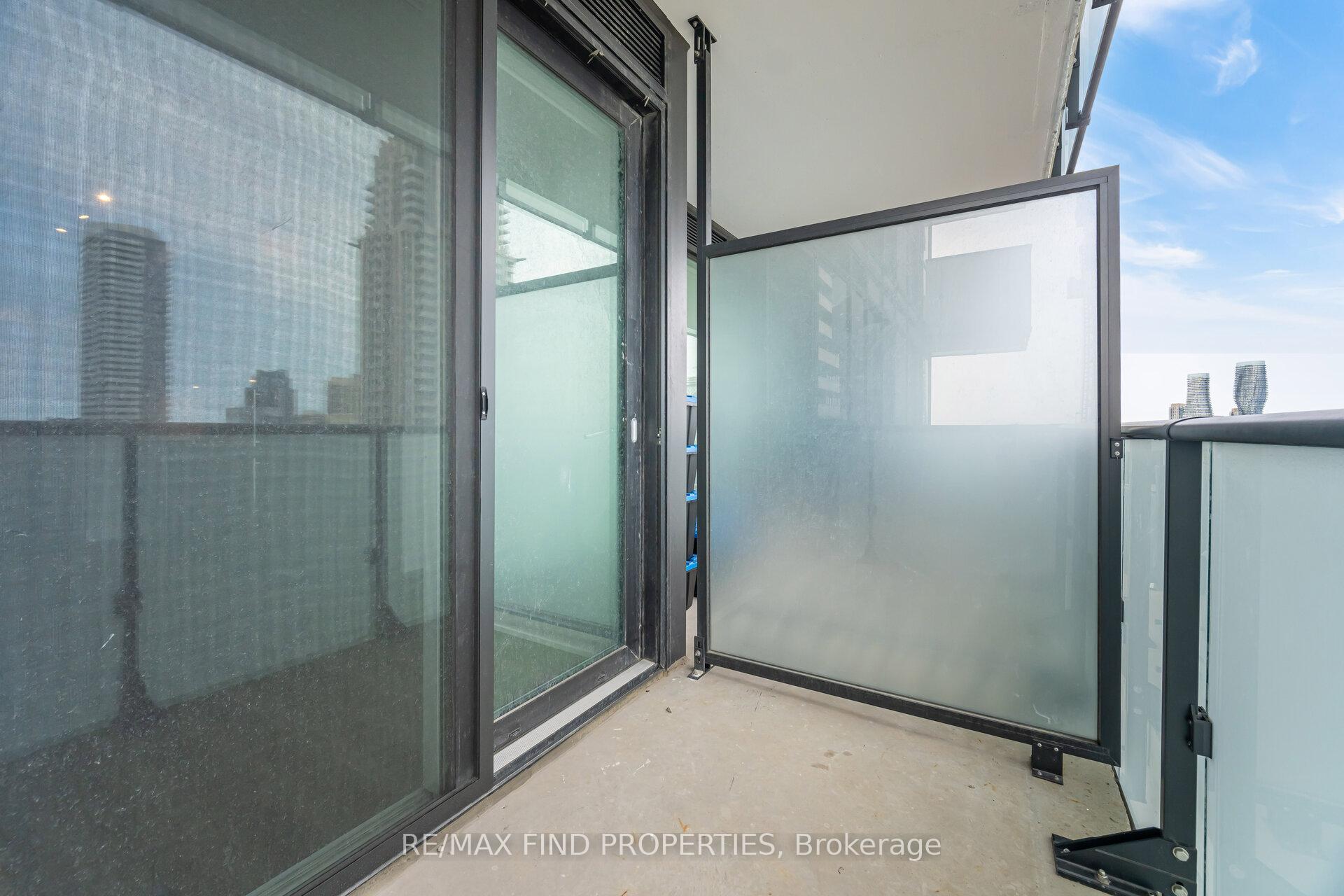 Photo 25 of Unit 1405, 430 Square One Drive, Mississauga, City Centre — HOMEH
