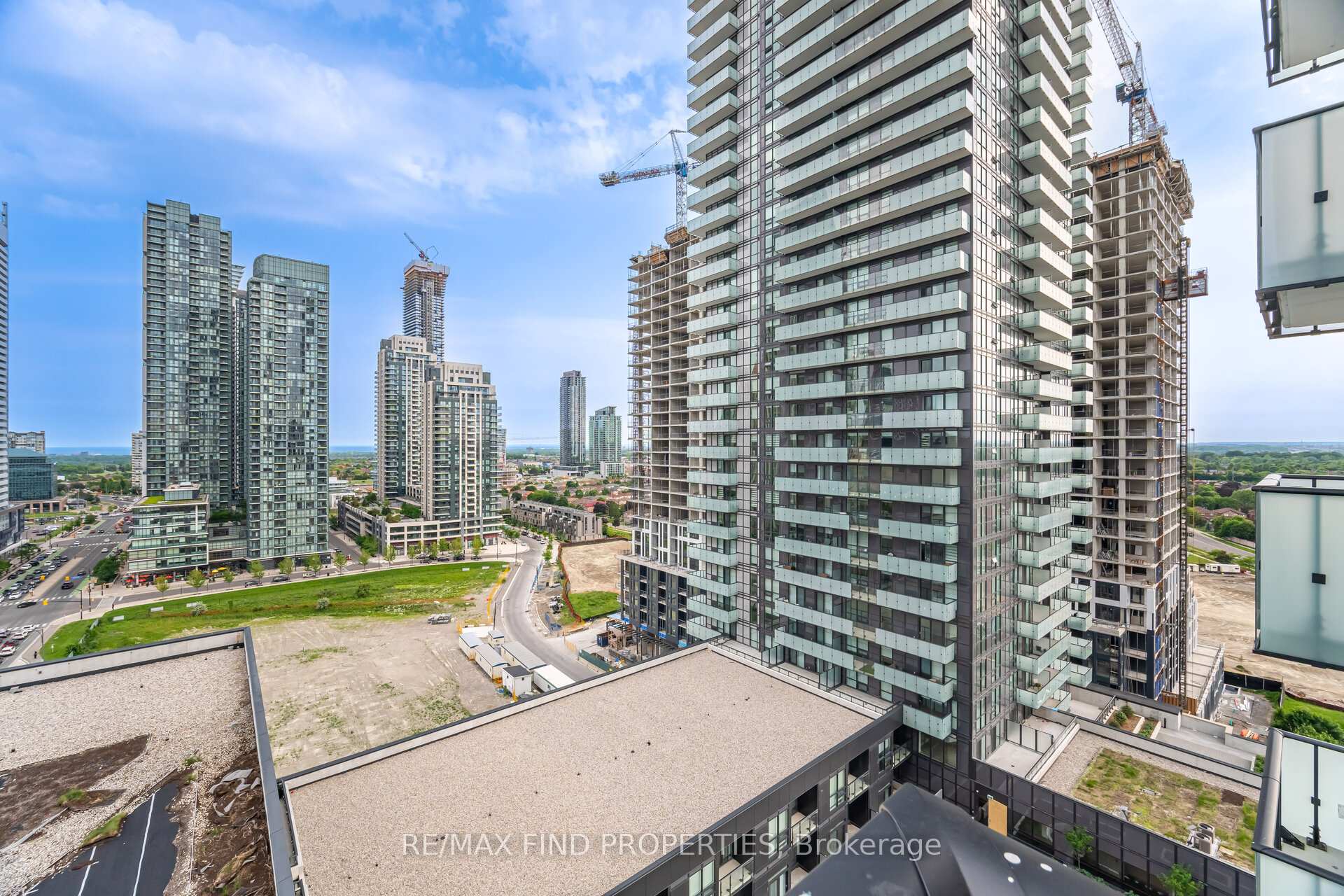 Photo 26 of Unit 1405, 430 Square One Drive, Mississauga, City Centre — HOMEH