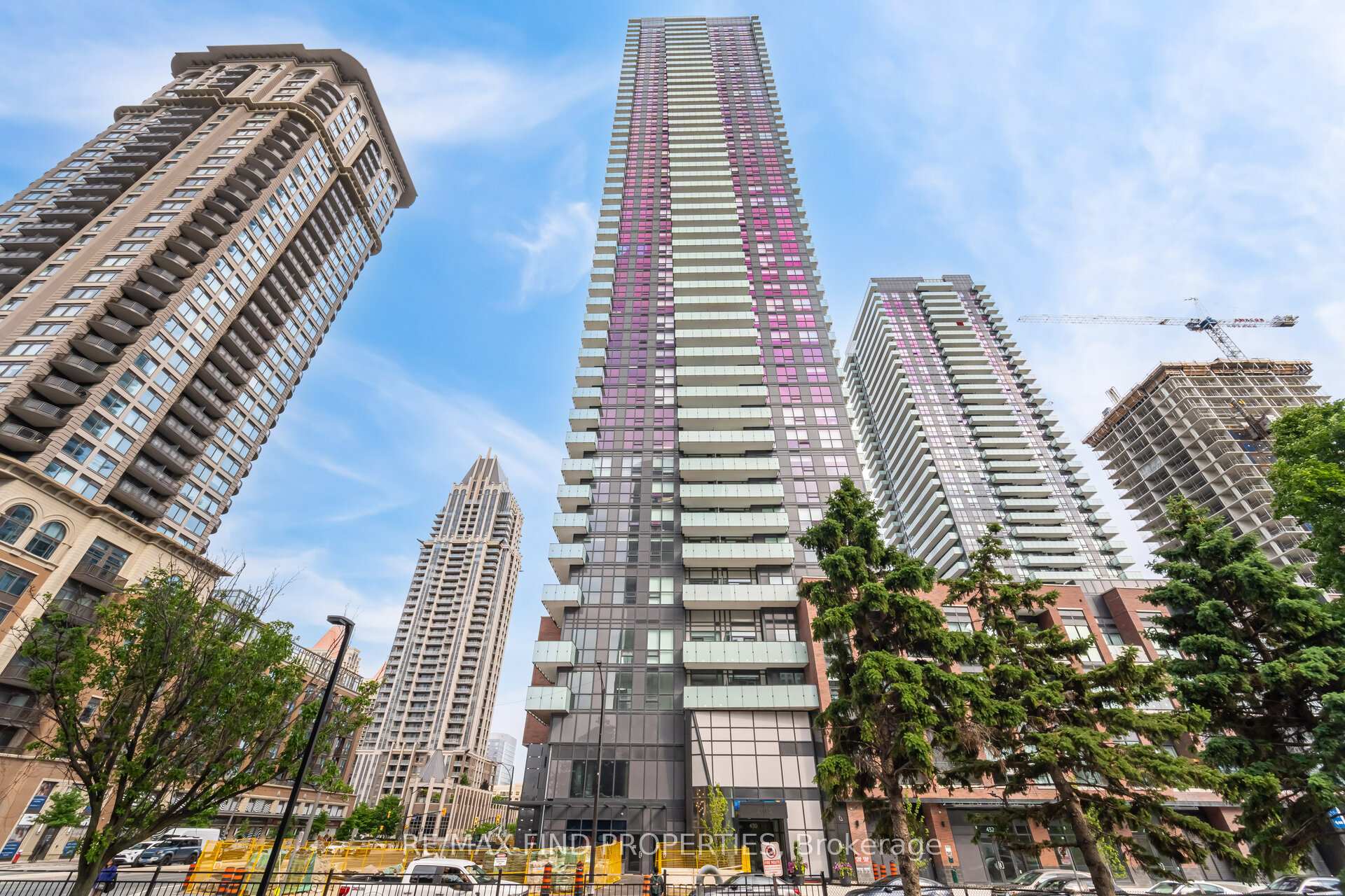 Photo 32 of Unit 1405, 430 Square One Drive, Mississauga, City Centre — HOMEH