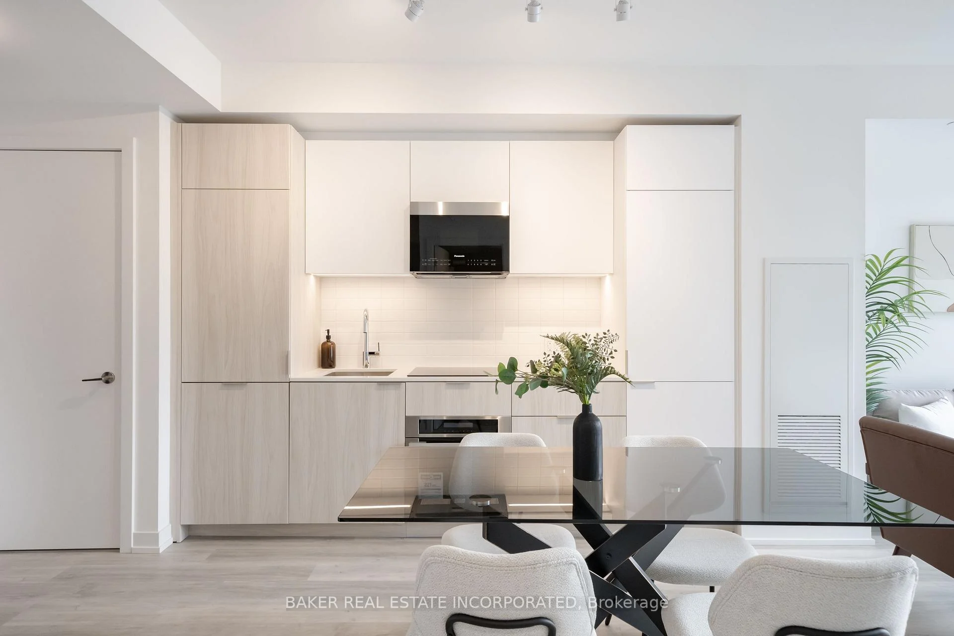 Photo 11 of Unit 913, 28 Eastern Avenue, Toronto, Moss Park — HOMEH