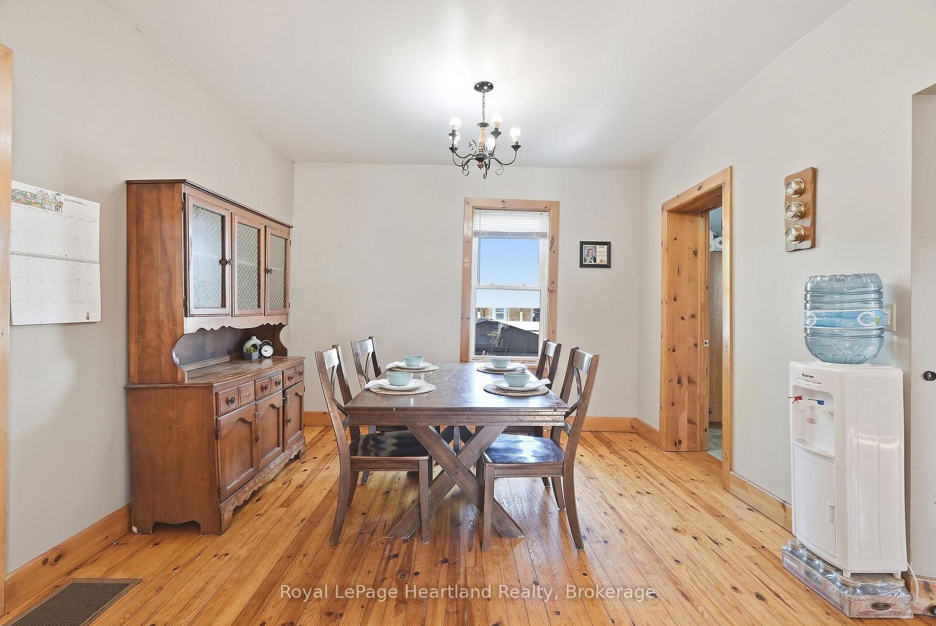 Photo 14 of 8 Clarke Street S, Minto — HOMEH