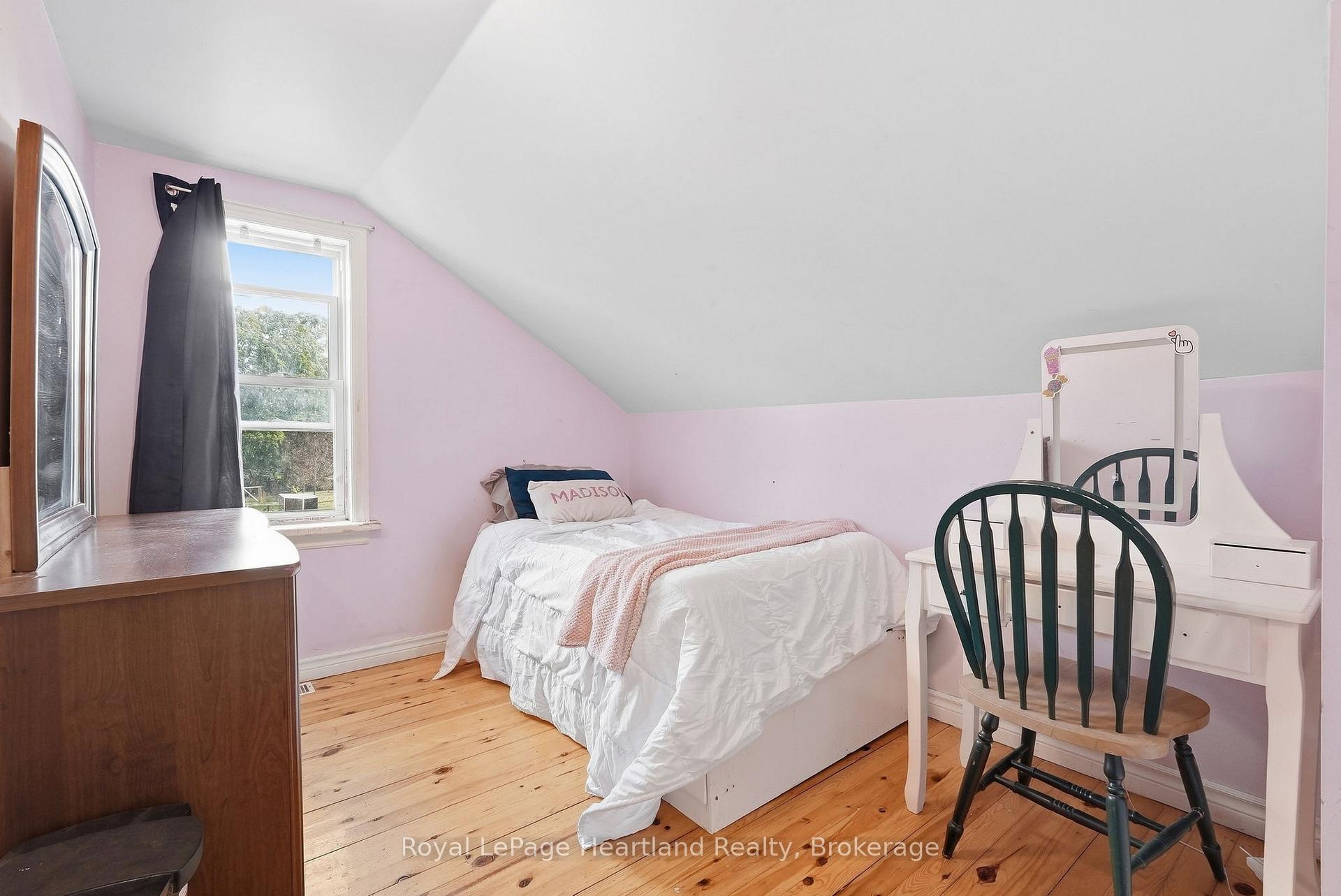 Photo 18 of 8 Clarke Street S, Minto — HOMEH