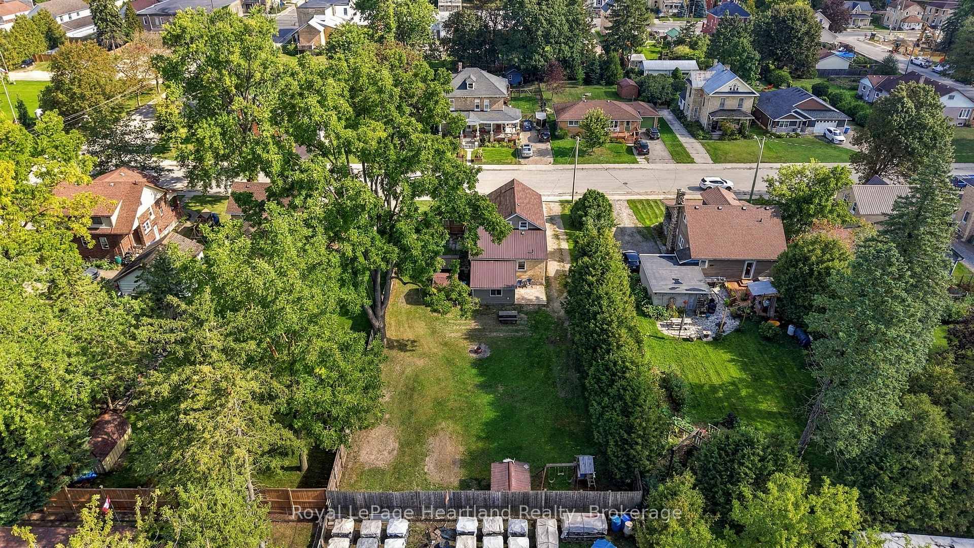 Photo 40 of 8 Clarke Street S, Minto — HOMEH