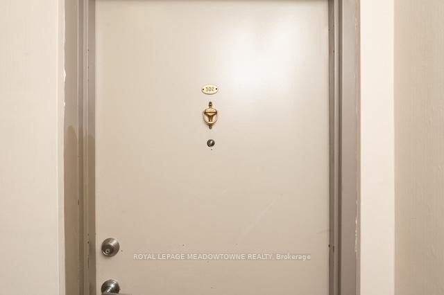 Photo 9 of Unit 310, 1017 Seneca Avenue, Mississauga, Port Credit — HOMEH