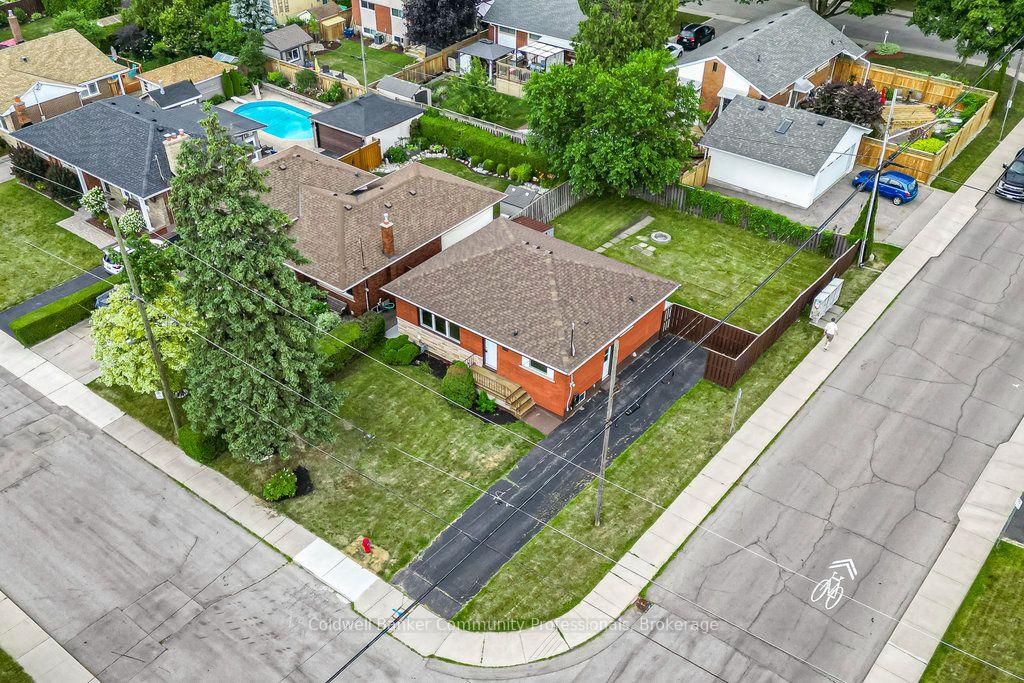 Photo 3 of 173 West 32nd Street, Hamilton, Westcliffe — HOMEH