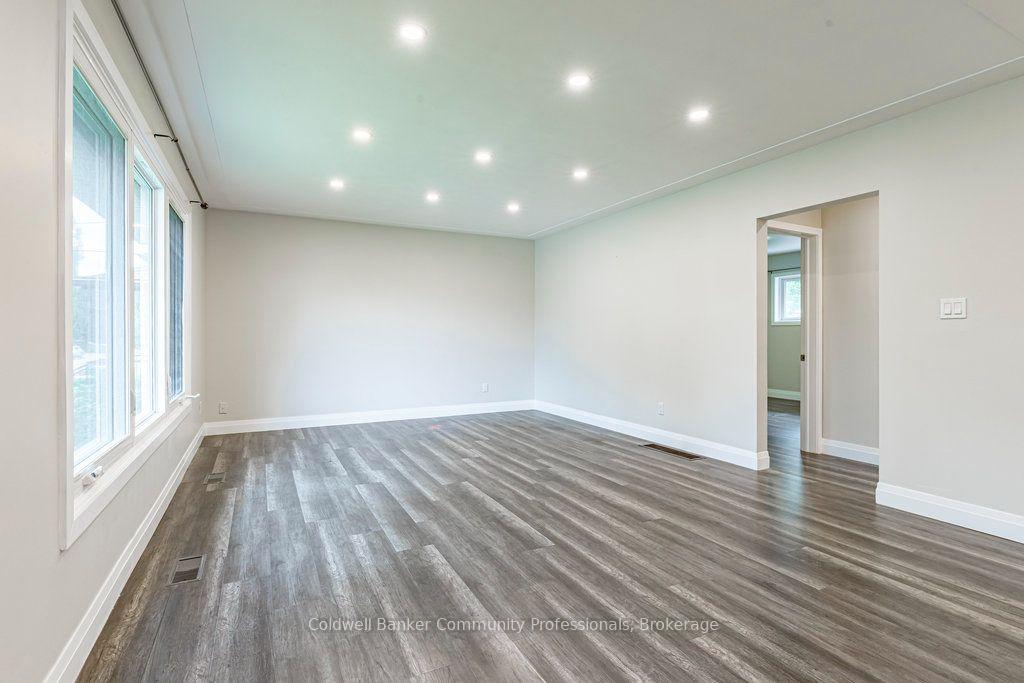 Photo 7 of 173 West 32nd Street, Hamilton, Westcliffe — HOMEH
