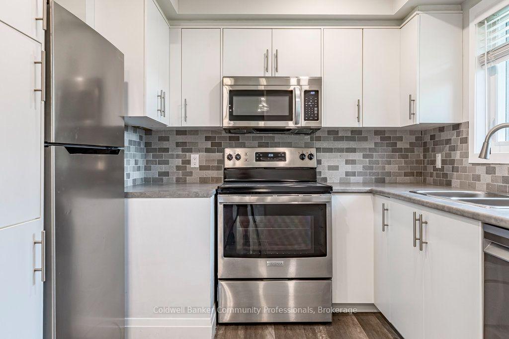 Photo 11 of 173 West 32nd Street, Hamilton, Westcliffe — HOMEH