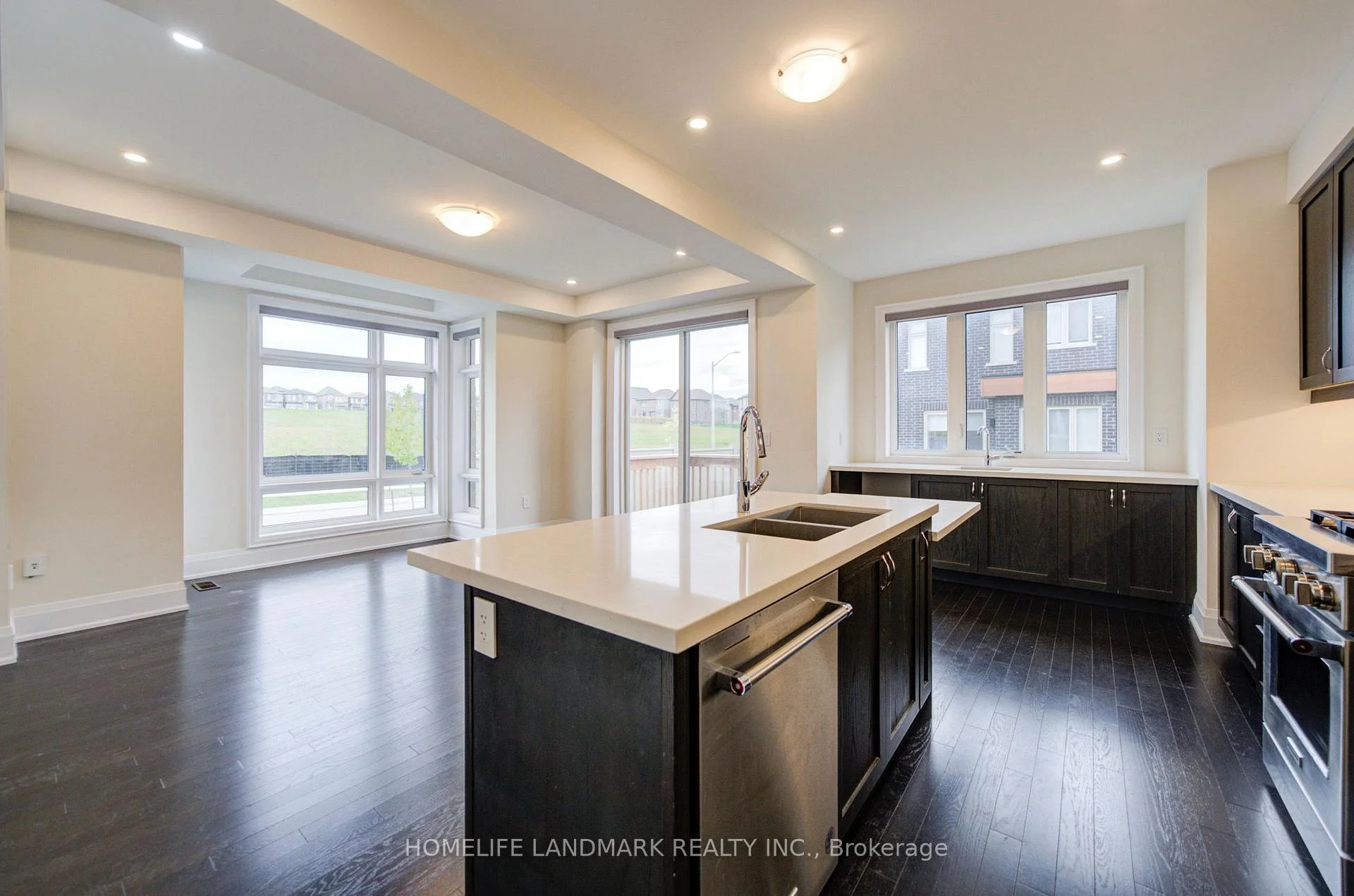 Photo 33 of 6 Mace Avenue, Richmond Hill, Rural Richmond Hill — HOMEH