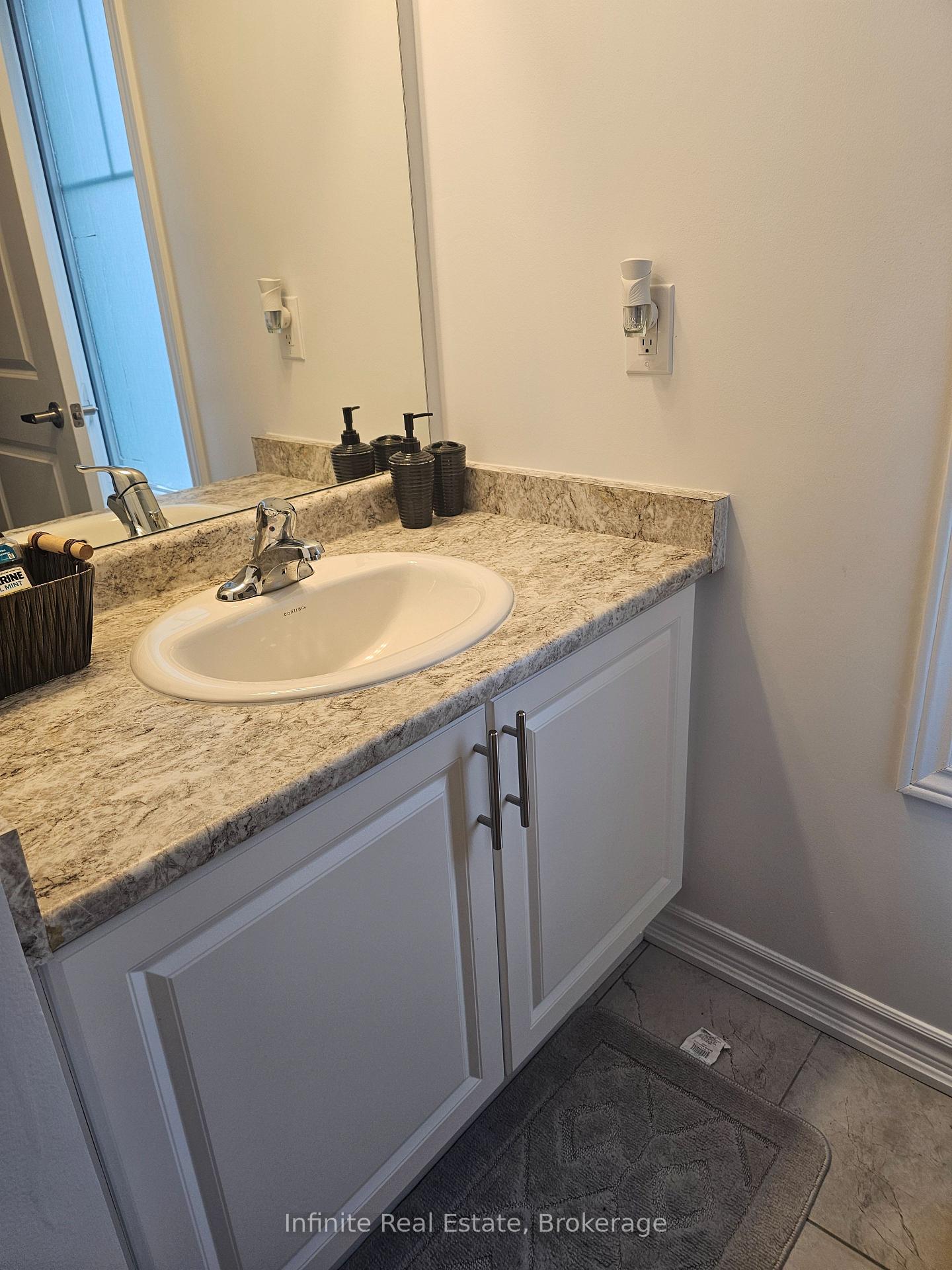 Photo 3 of 14 Doc Lougheed Avenue, Southgate — HOMEH