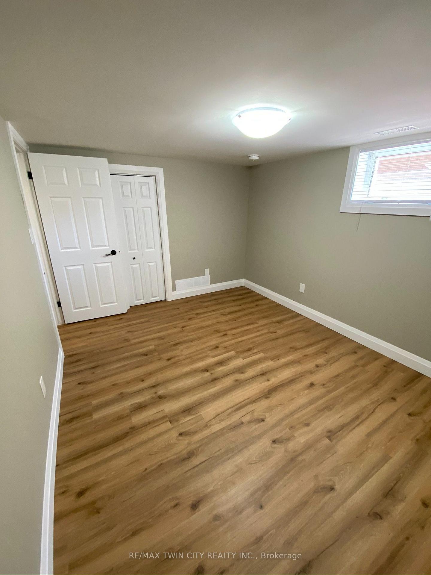 Photo 3 of Unit Basement, 25 Hickery Place, Brantford, Echo Place — HOMEH