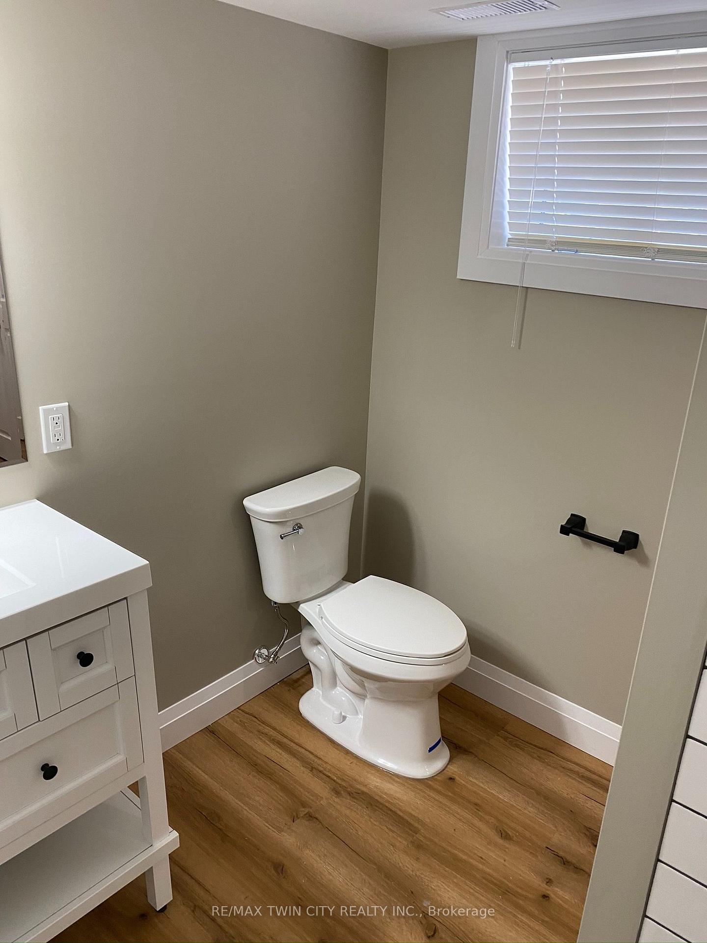 Photo 10 of Unit Basement, 25 Hickery Place, Brantford, Echo Place — HOMEH