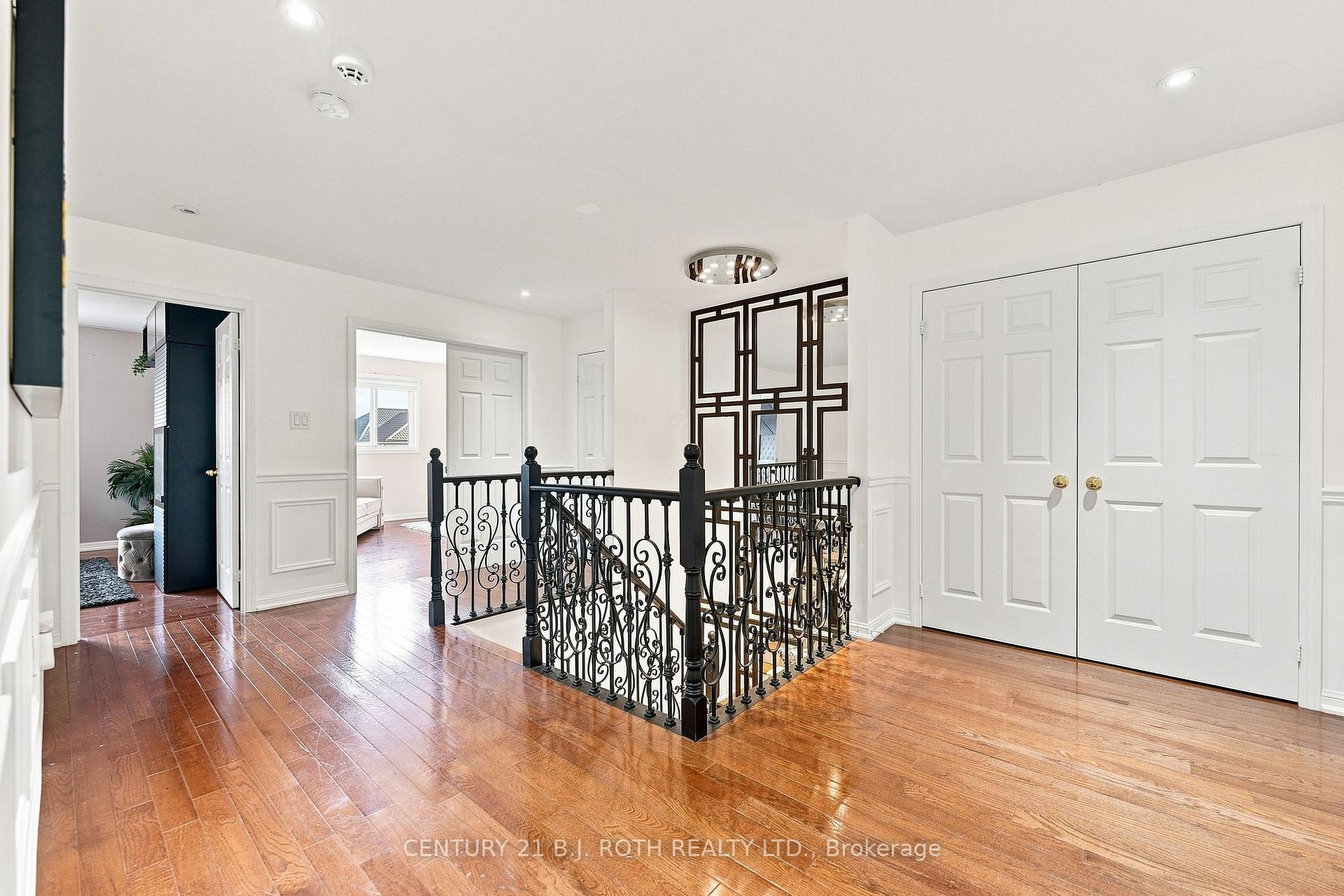 Photo 21 of 134 Sandringham Drive, Barrie, Innis-Shore — HOMEH