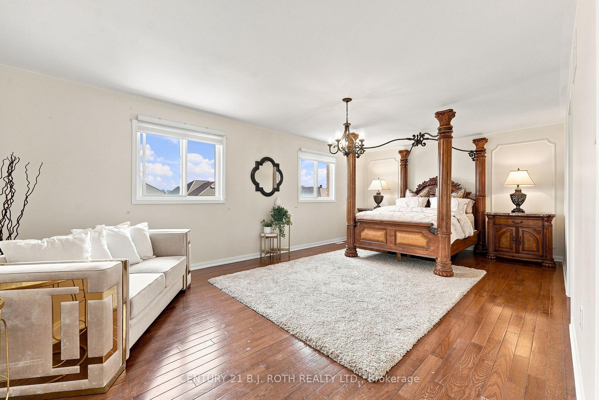 Photo 23 of 134 Sandringham Drive, Barrie, Innis-Shore — HOMEH
