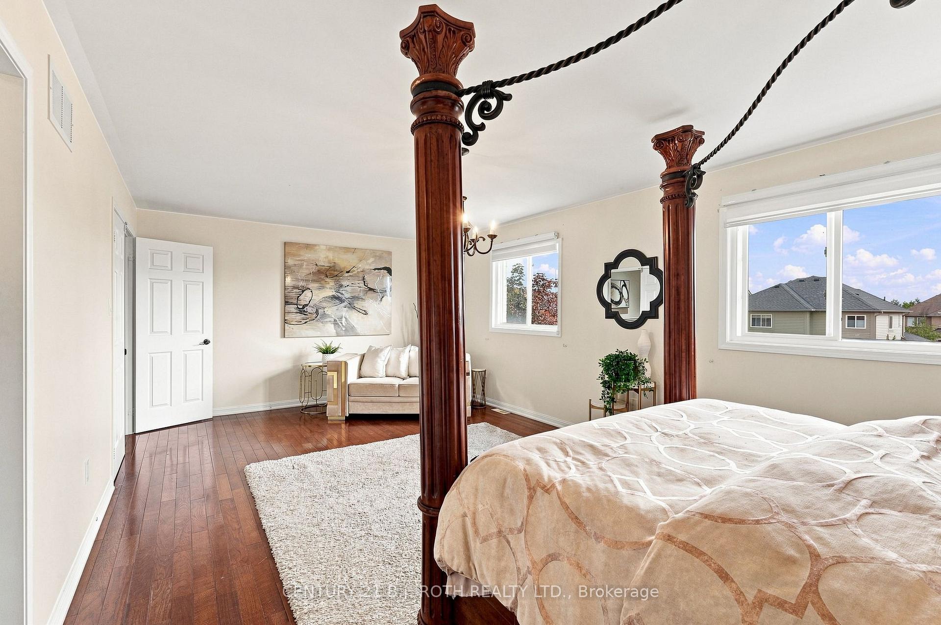 Photo 25 of 134 Sandringham Drive, Barrie, Innis-Shore — HOMEH