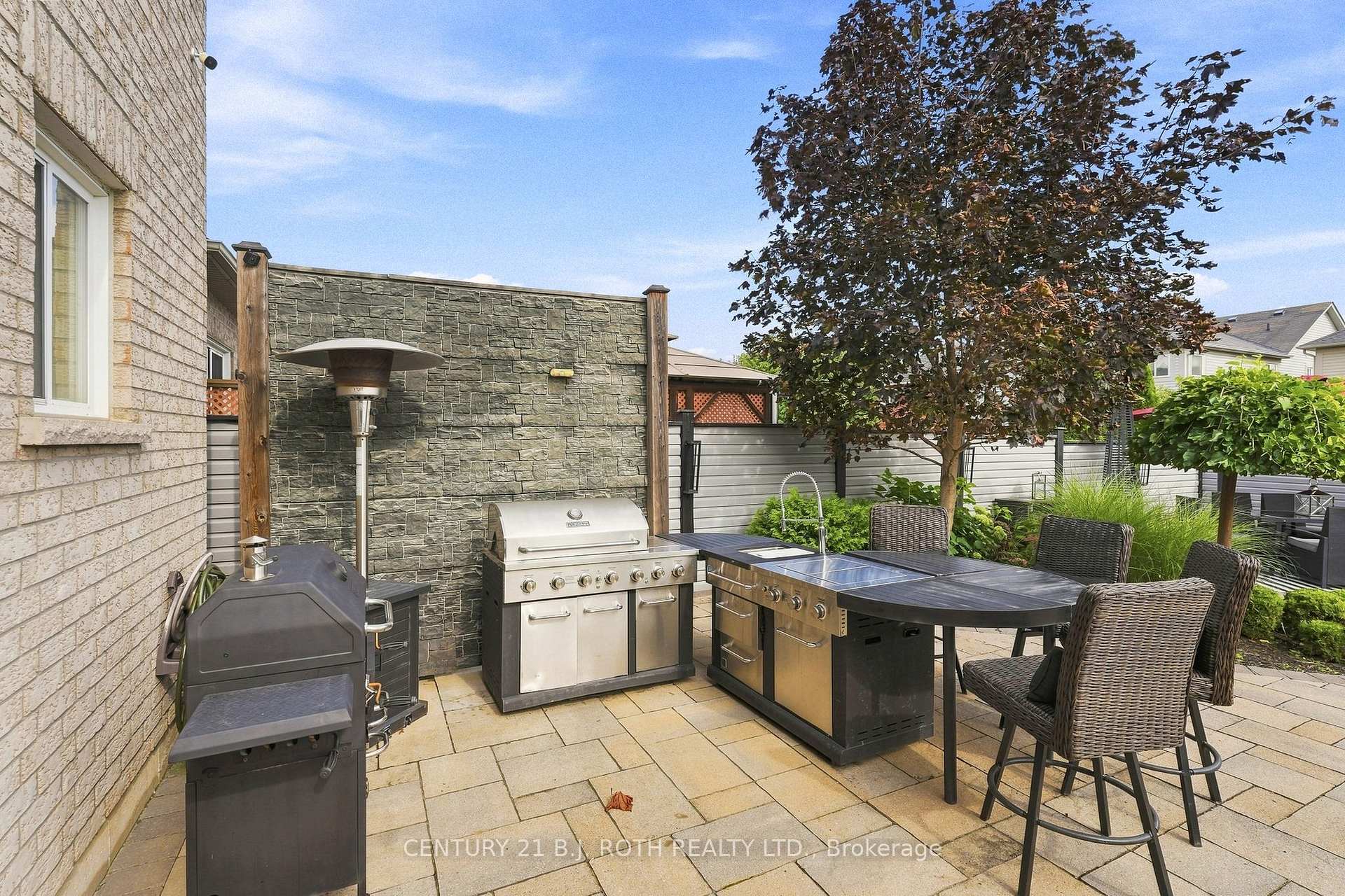 Photo 44 of 134 Sandringham Drive, Barrie, Innis-Shore — HOMEH