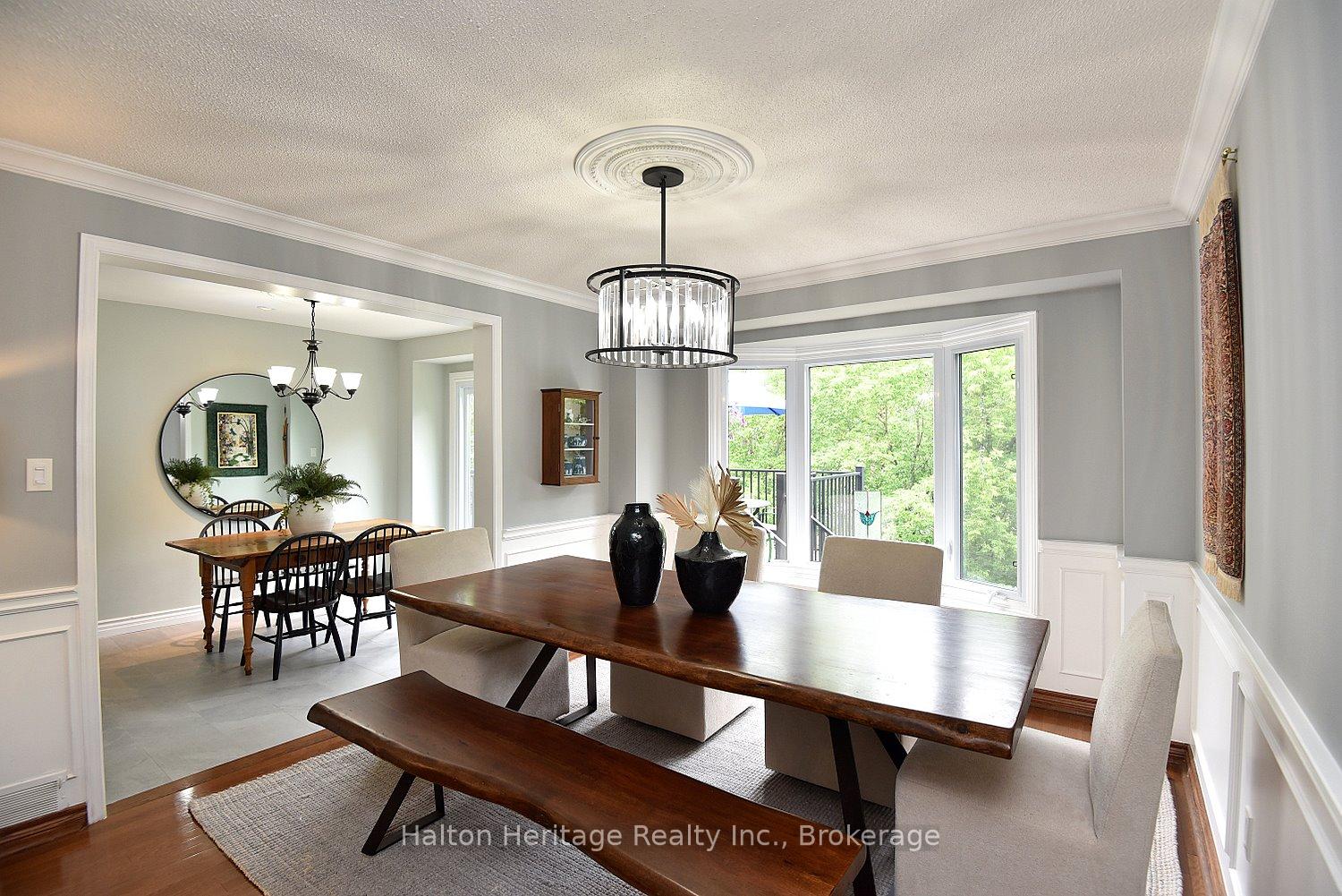 Photo 14 of 34 Howard Boulevard, Hamilton, Waterdown — HOMEH