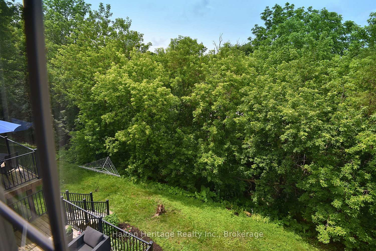 Photo 26 of 34 Howard Boulevard, Hamilton, Waterdown — HOMEH