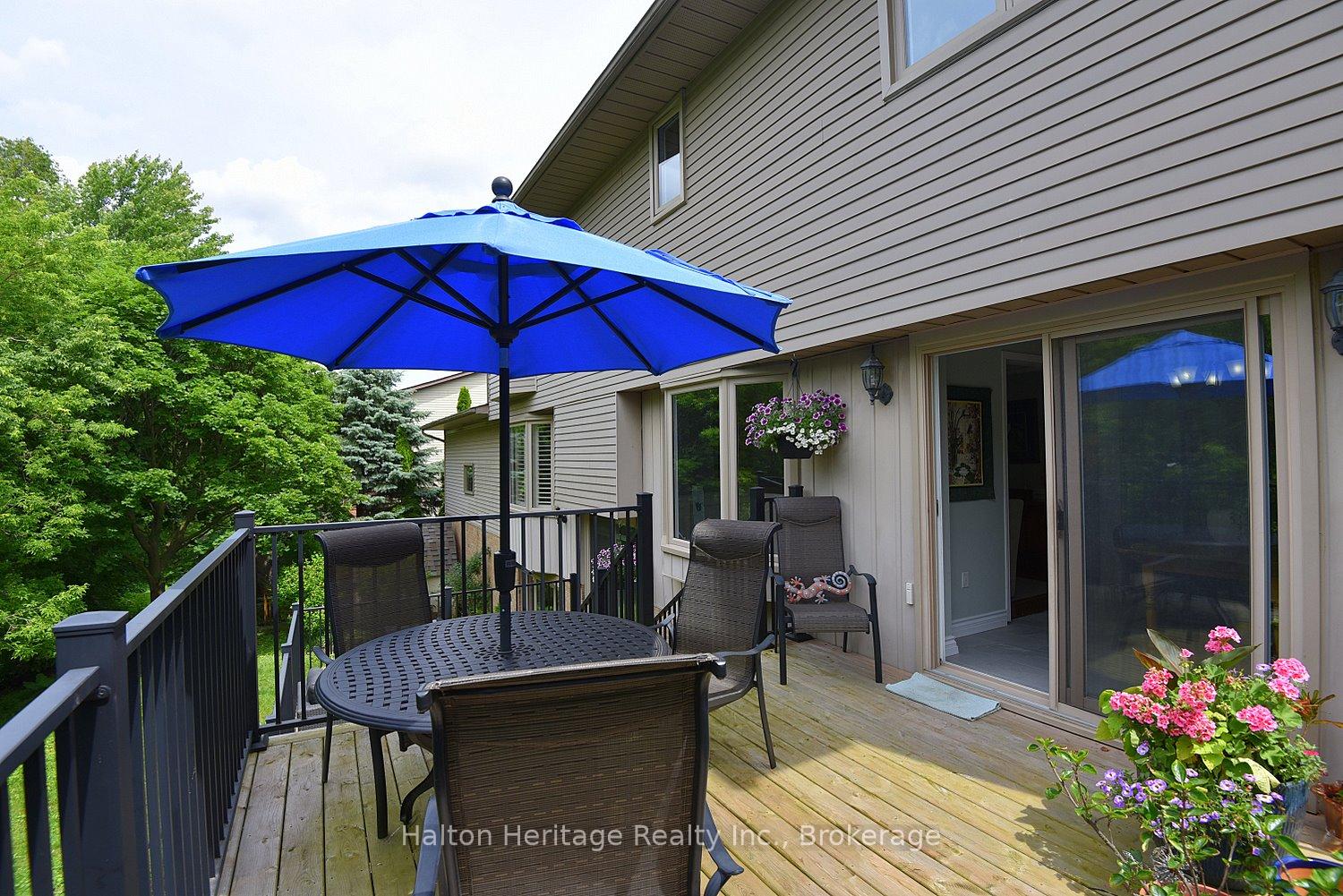 Photo 45 of 34 Howard Boulevard, Hamilton, Waterdown — HOMEH