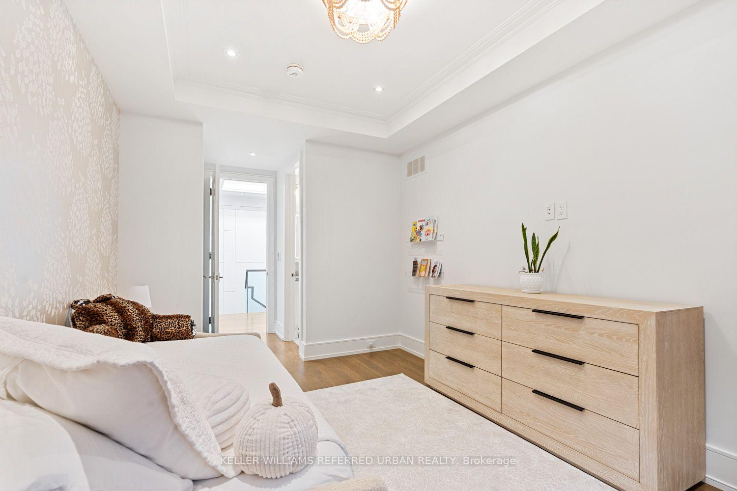 Photo 32 of 90 Glen Rush Boulevard, Toronto, Bedford Park-Nortown — HOMEH