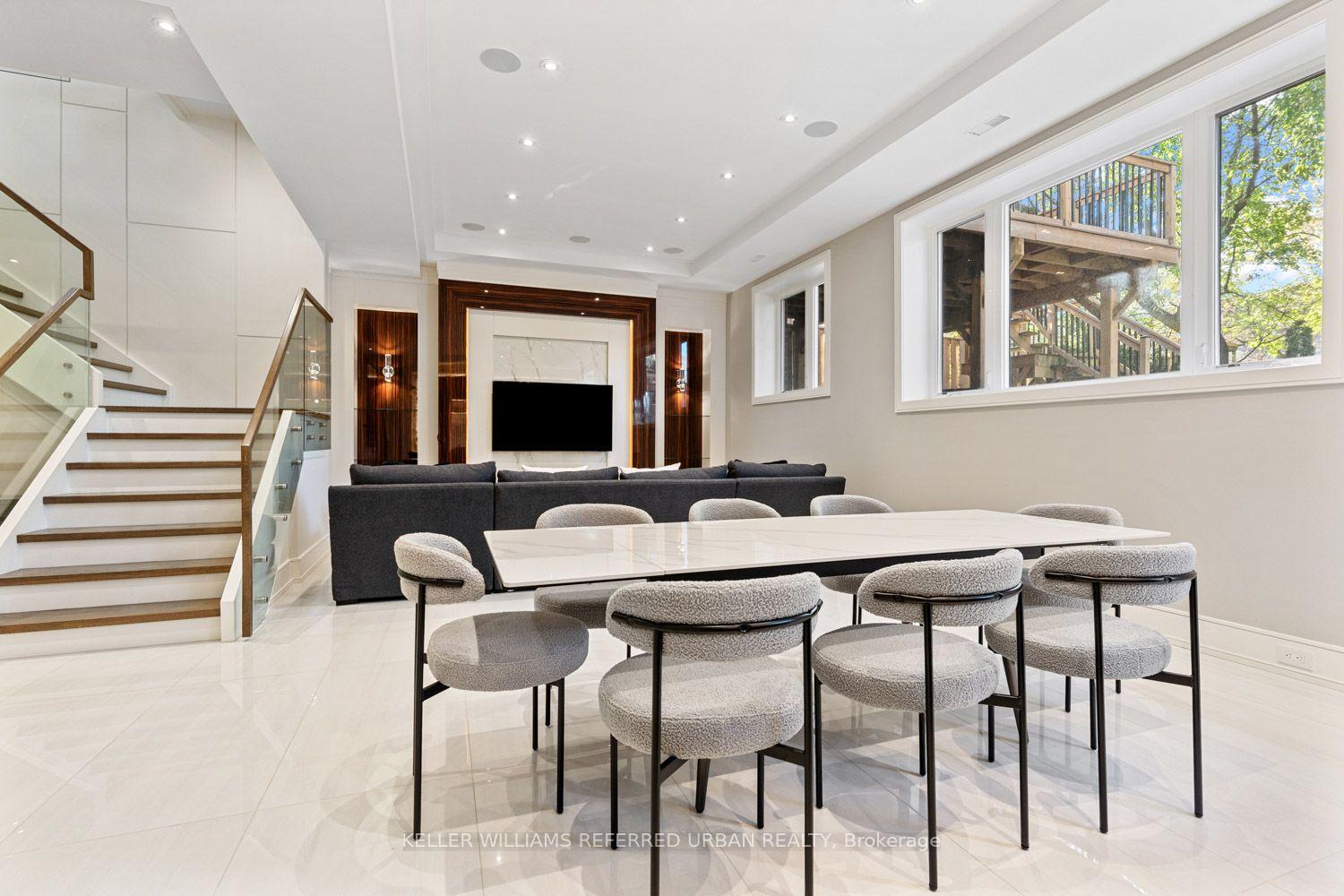Photo 40 of 90 Glen Rush Boulevard, Toronto, Bedford Park-Nortown — HOMEH