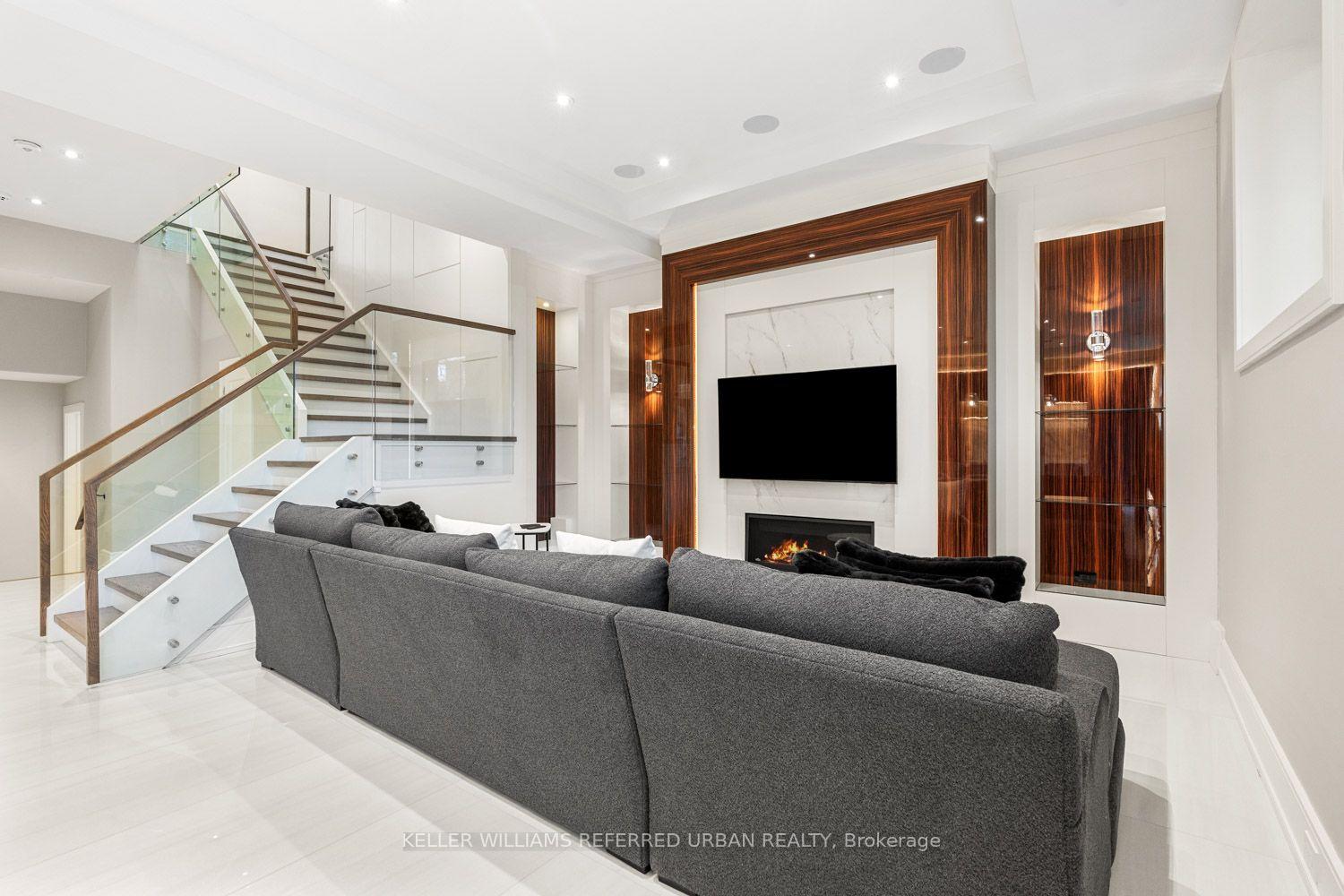 Photo 41 of 90 Glen Rush Boulevard, Toronto, Bedford Park-Nortown — HOMEH