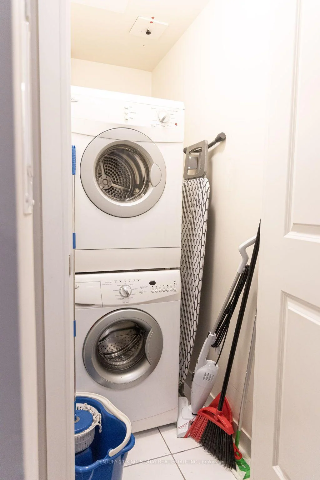 Photo 13 of Unit 518, 560 Front Street, Toronto, Waterfront Communities — HOMEH