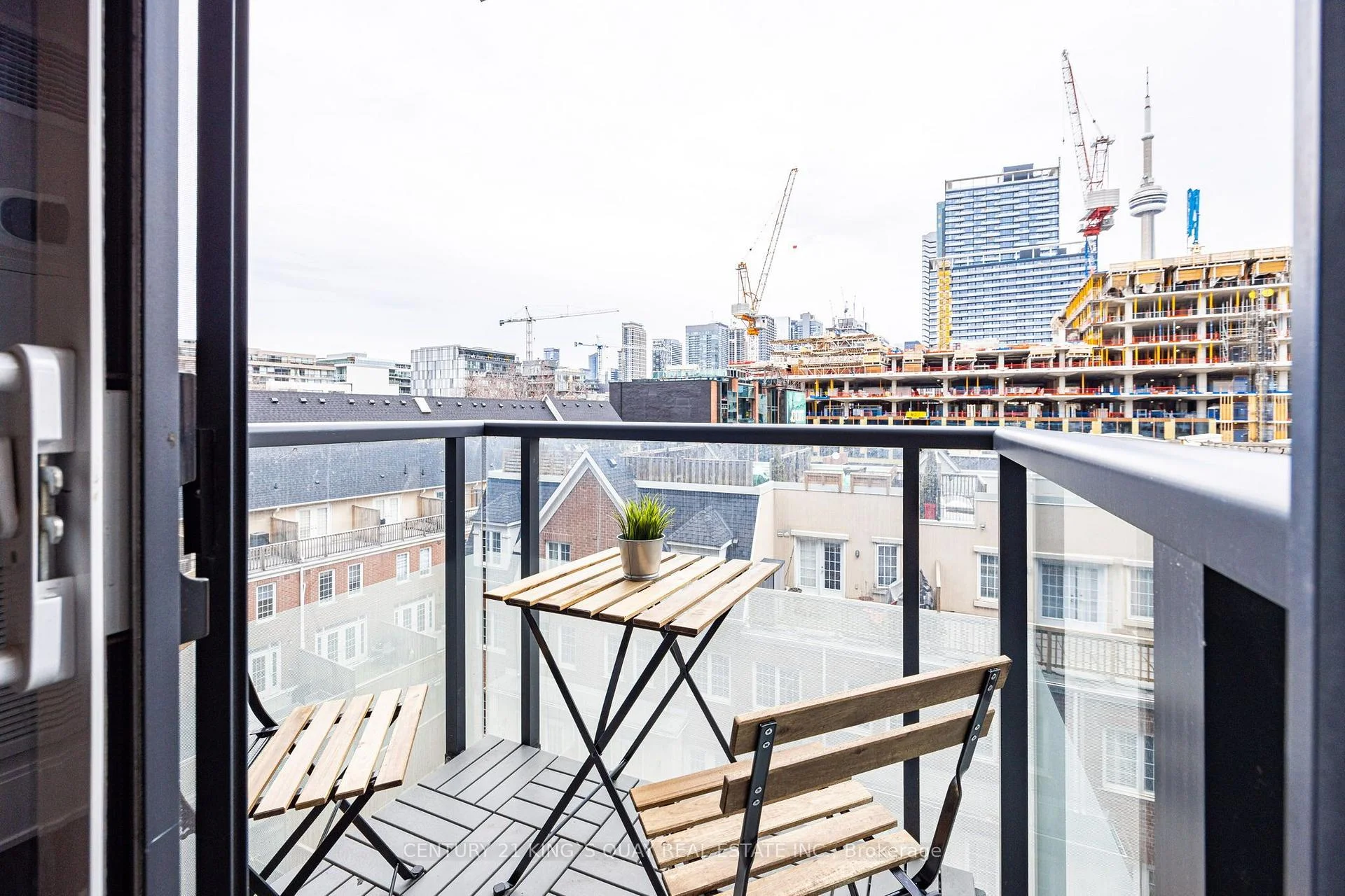 Photo 14 of Unit 518, 560 Front Street, Toronto, Waterfront Communities — HOMEH
